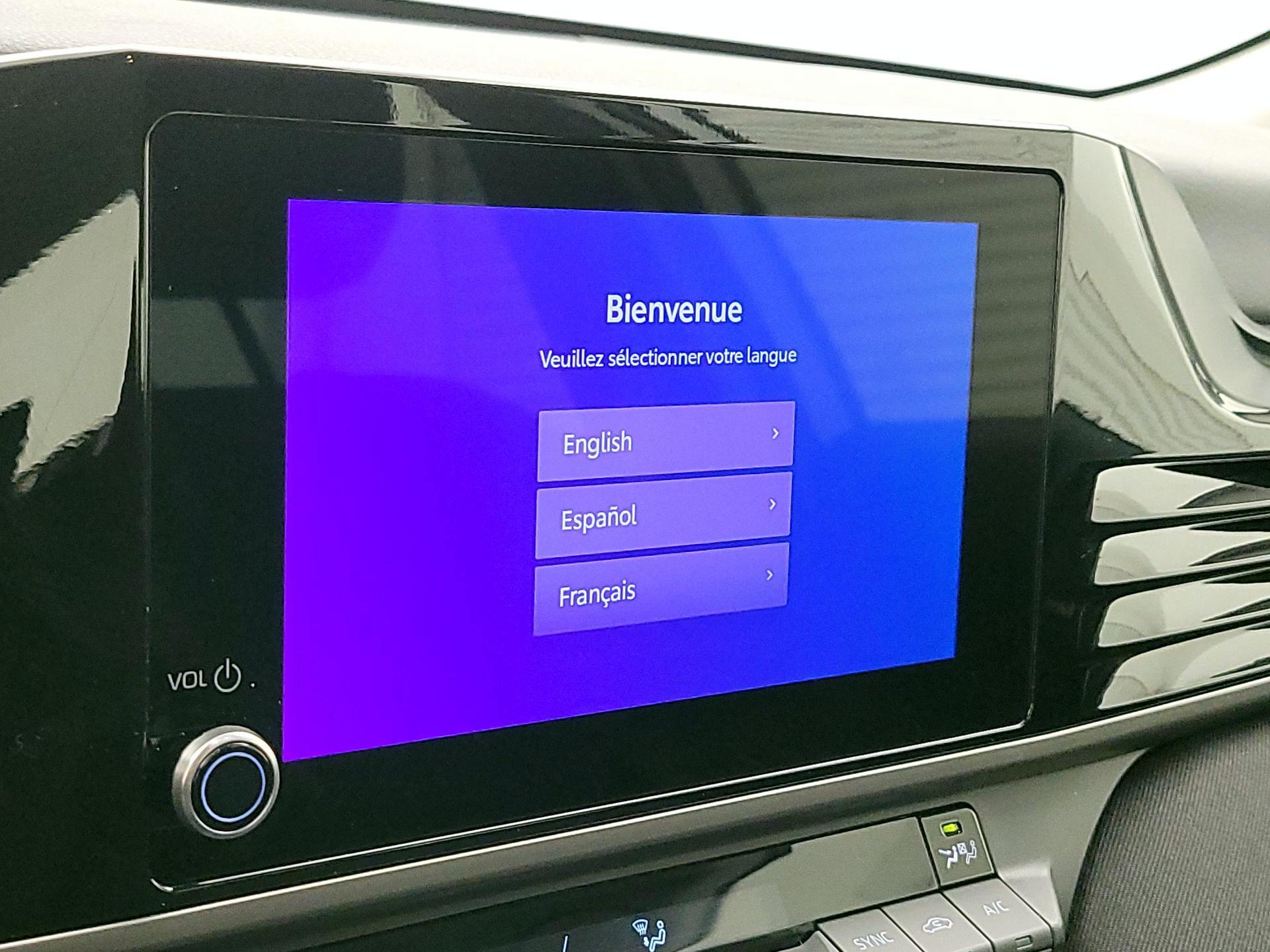 Thumbnail: 2025 Toyota Camry - 15