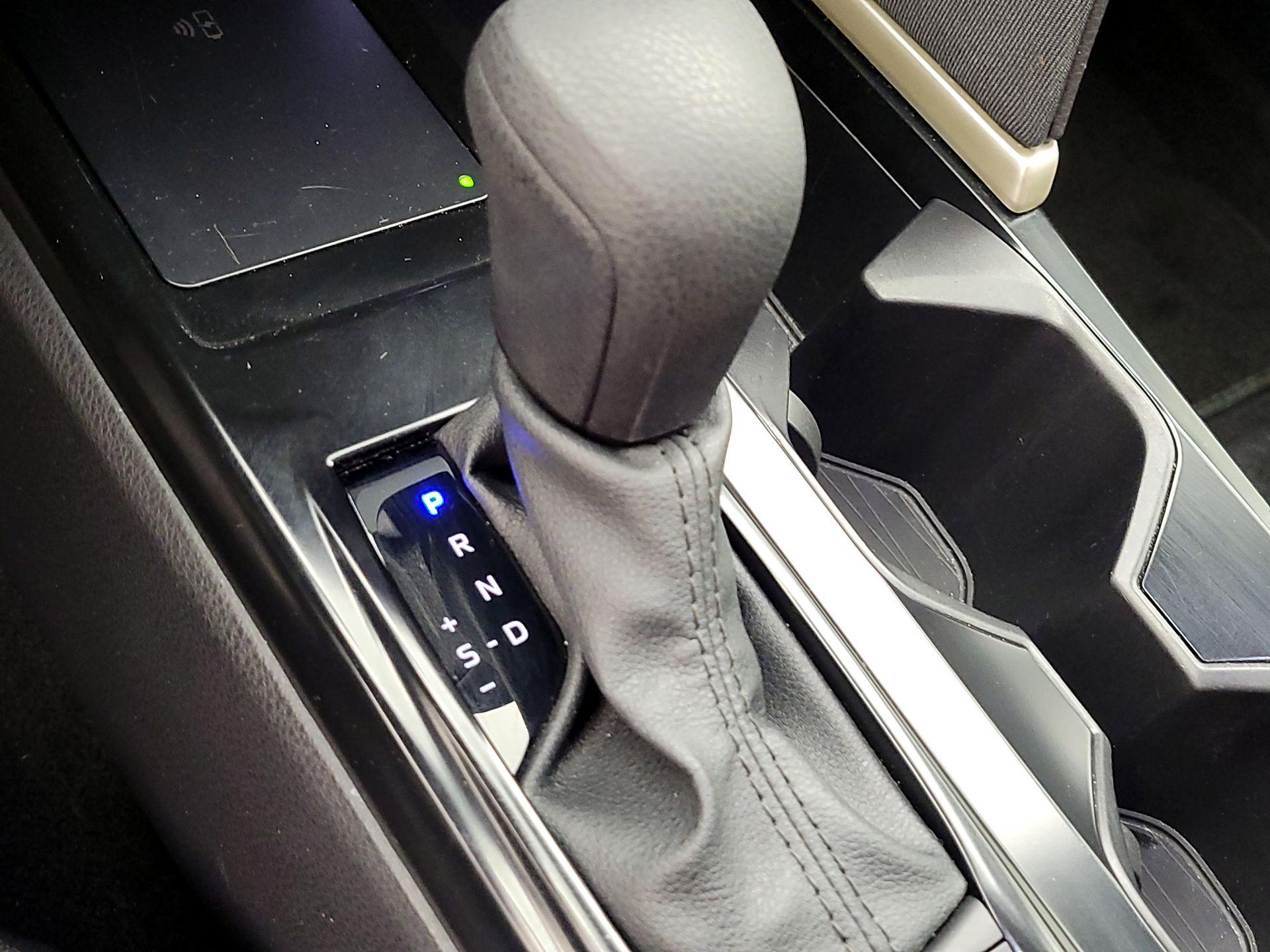 Thumbnail: 2025 Toyota Camry - 17