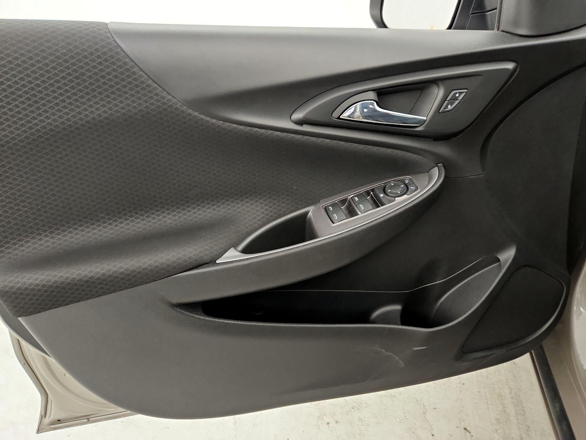 Thumbnail: 2024 Chevrolet Malibu - 12