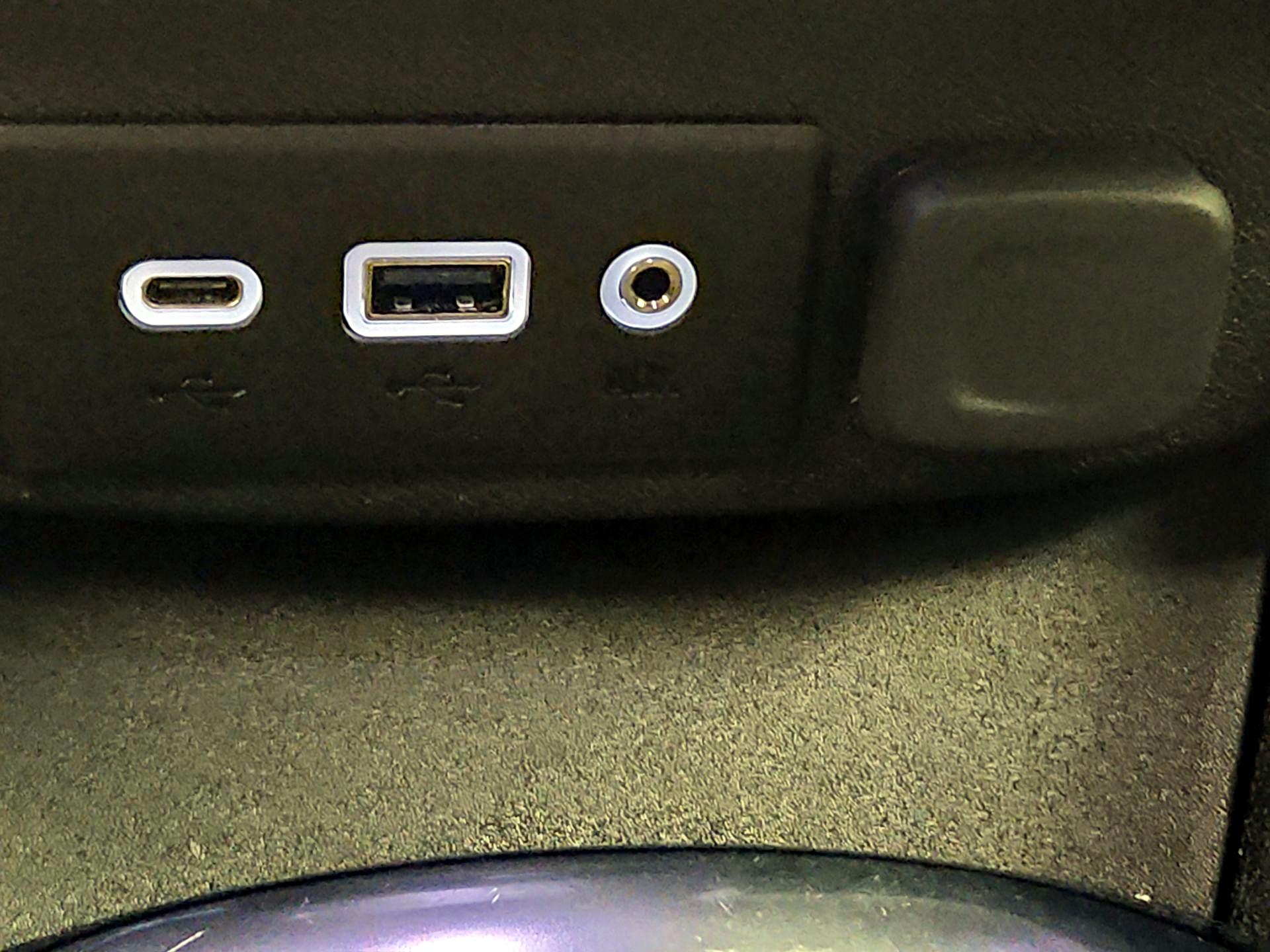 Thumbnail: 2024 Chevrolet Malibu - 18