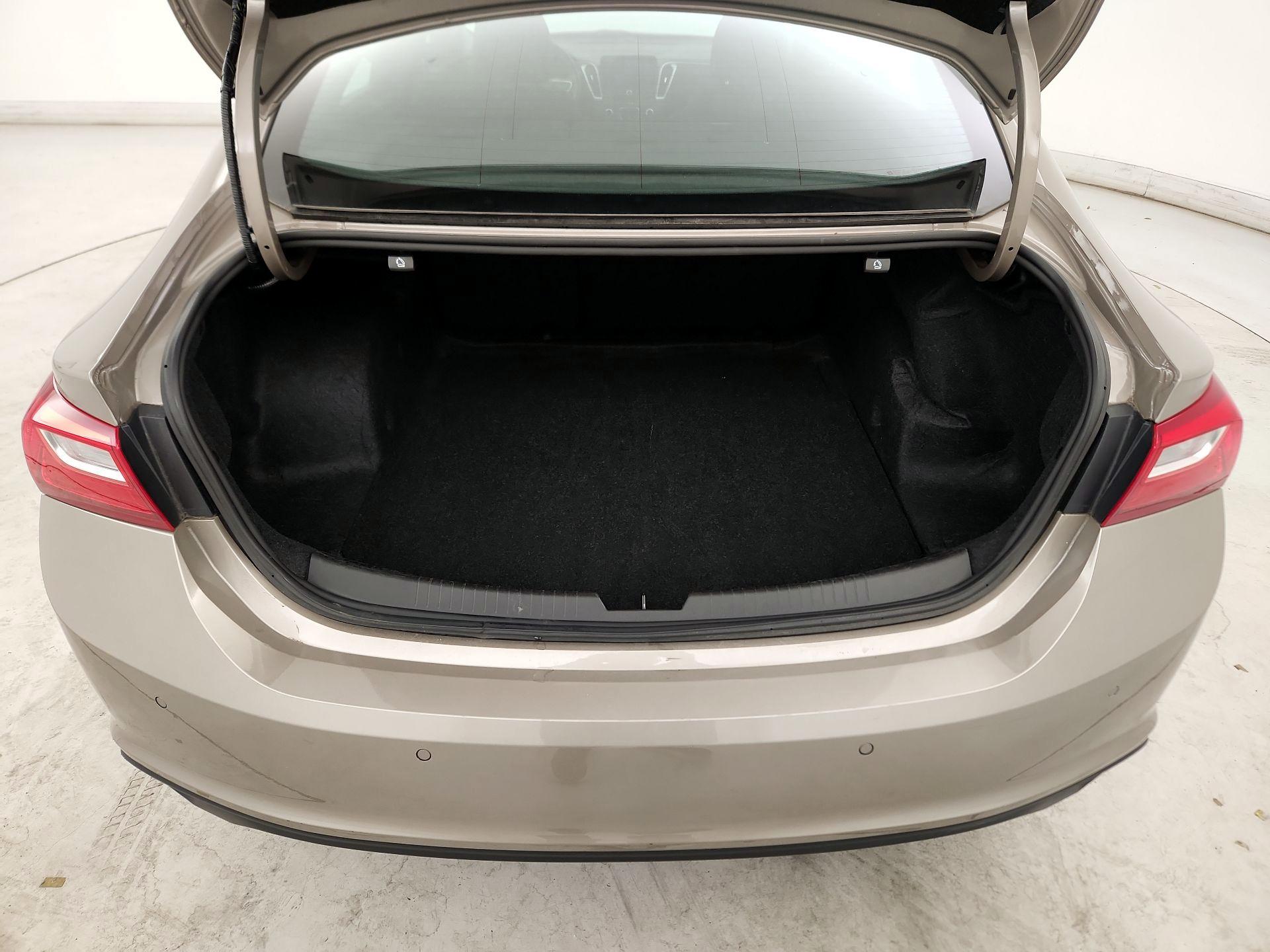 Thumbnail: 2024 Chevrolet Malibu - 20