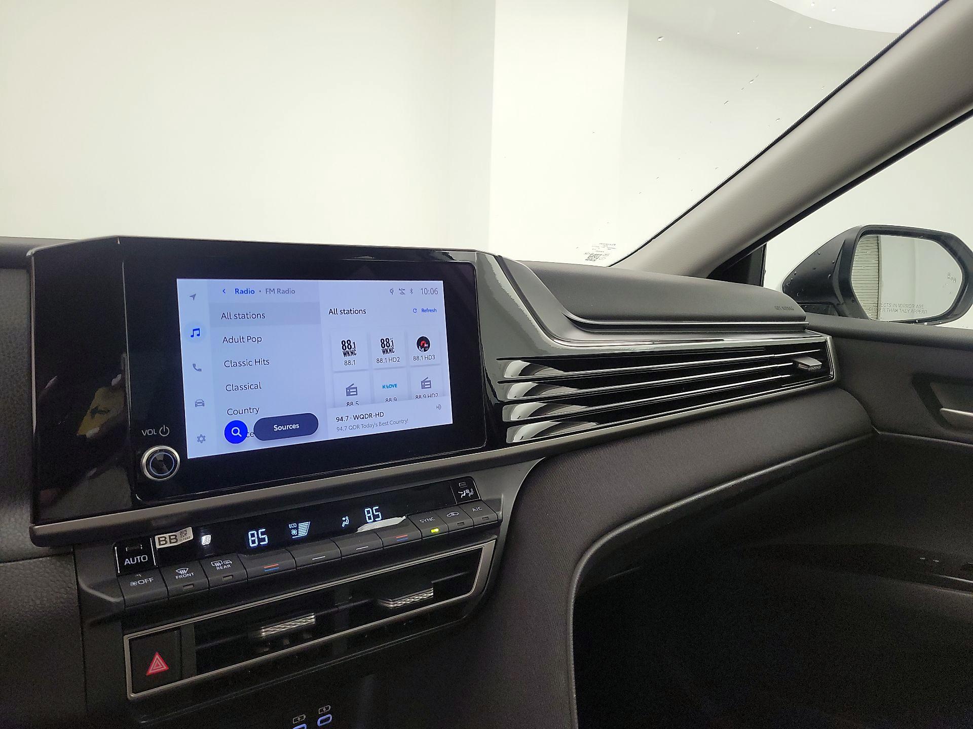 Thumbnail: 2025 Toyota Camry - 15