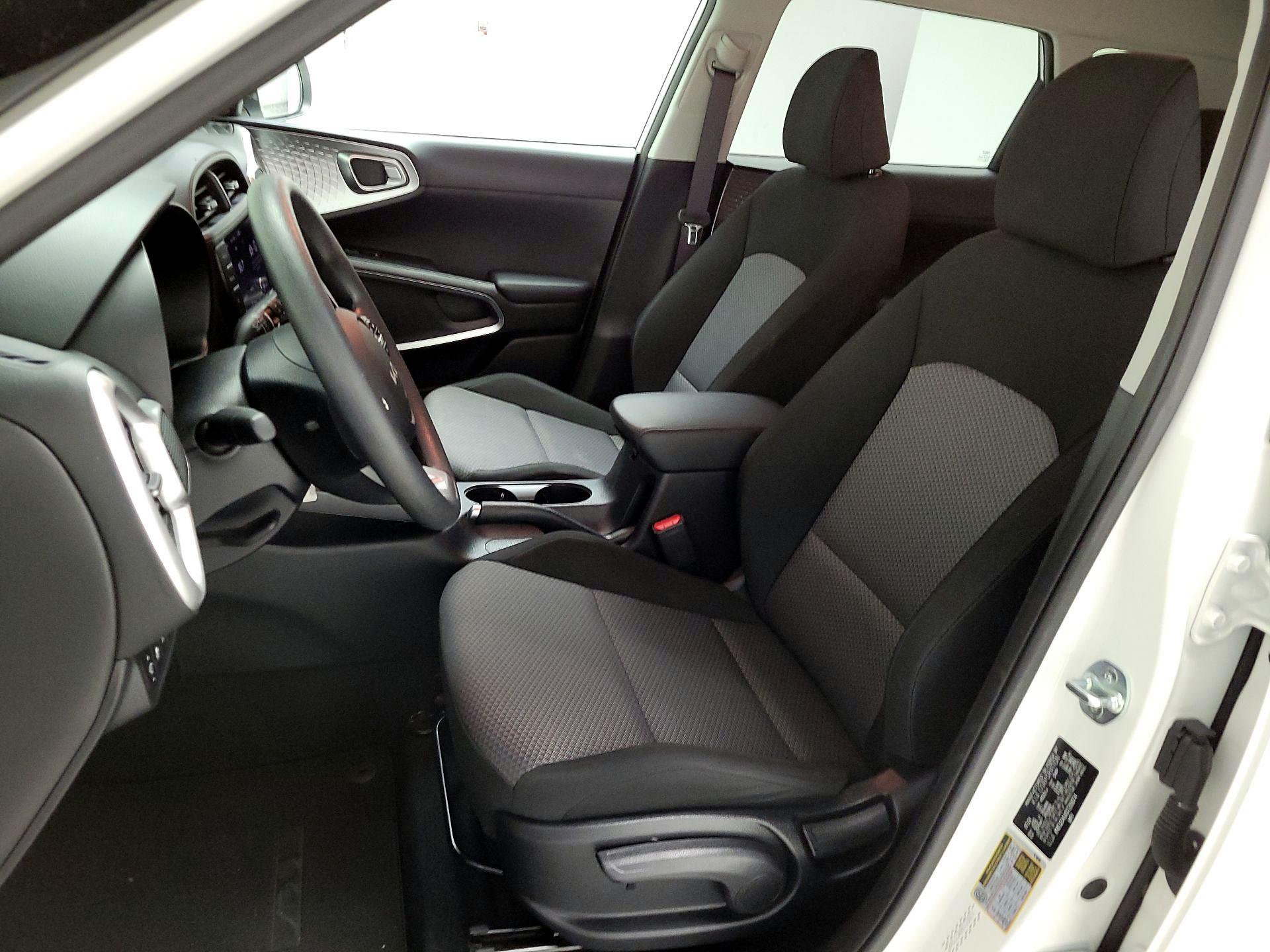 Thumbnail: 2025 Kia Soul - 11