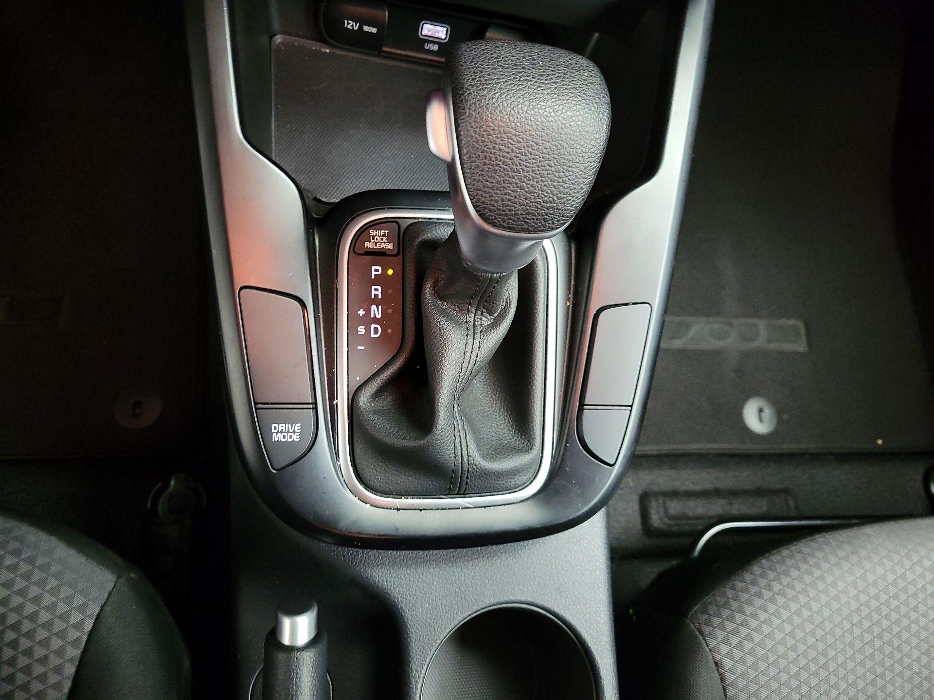 Thumbnail: 2025 Kia Soul - 18