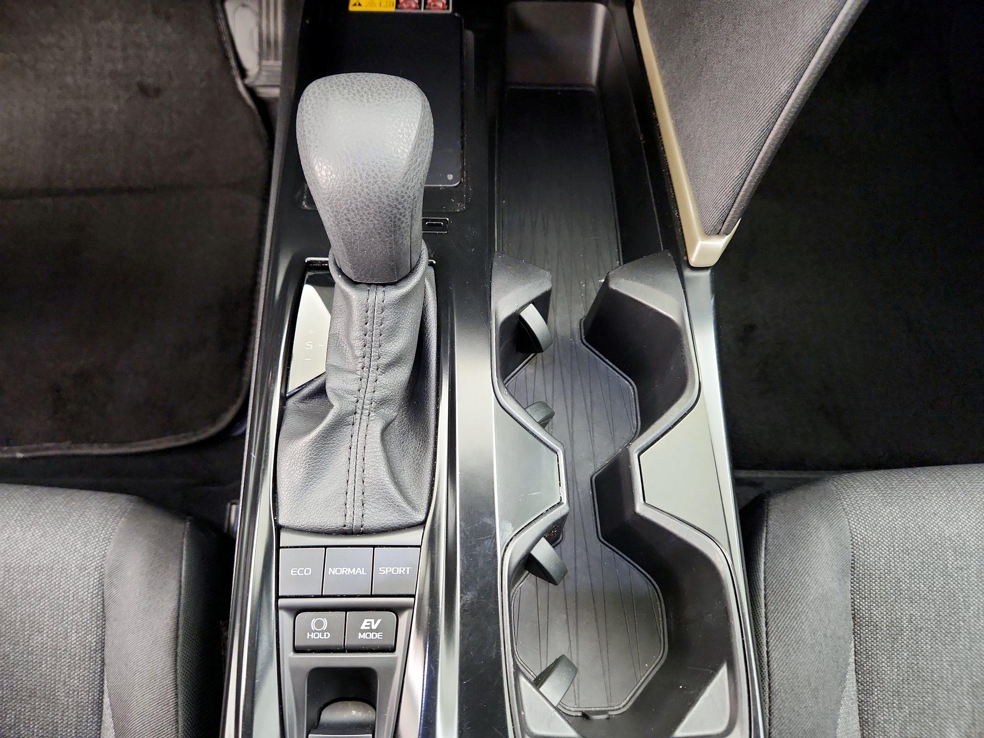 Thumbnail: 2025 Toyota Camry - 17