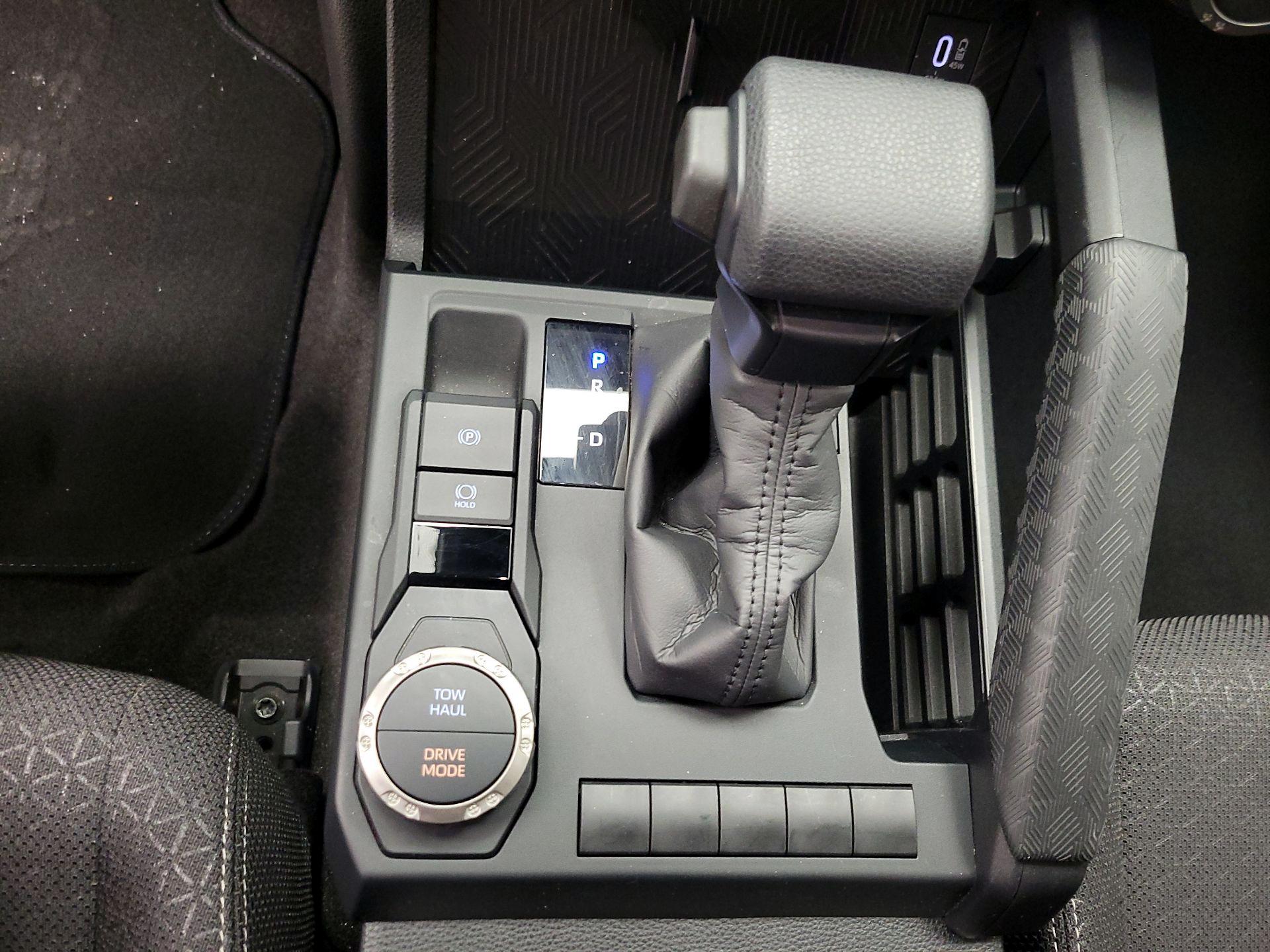 Thumbnail: 2025 Toyota 4Runner - 17