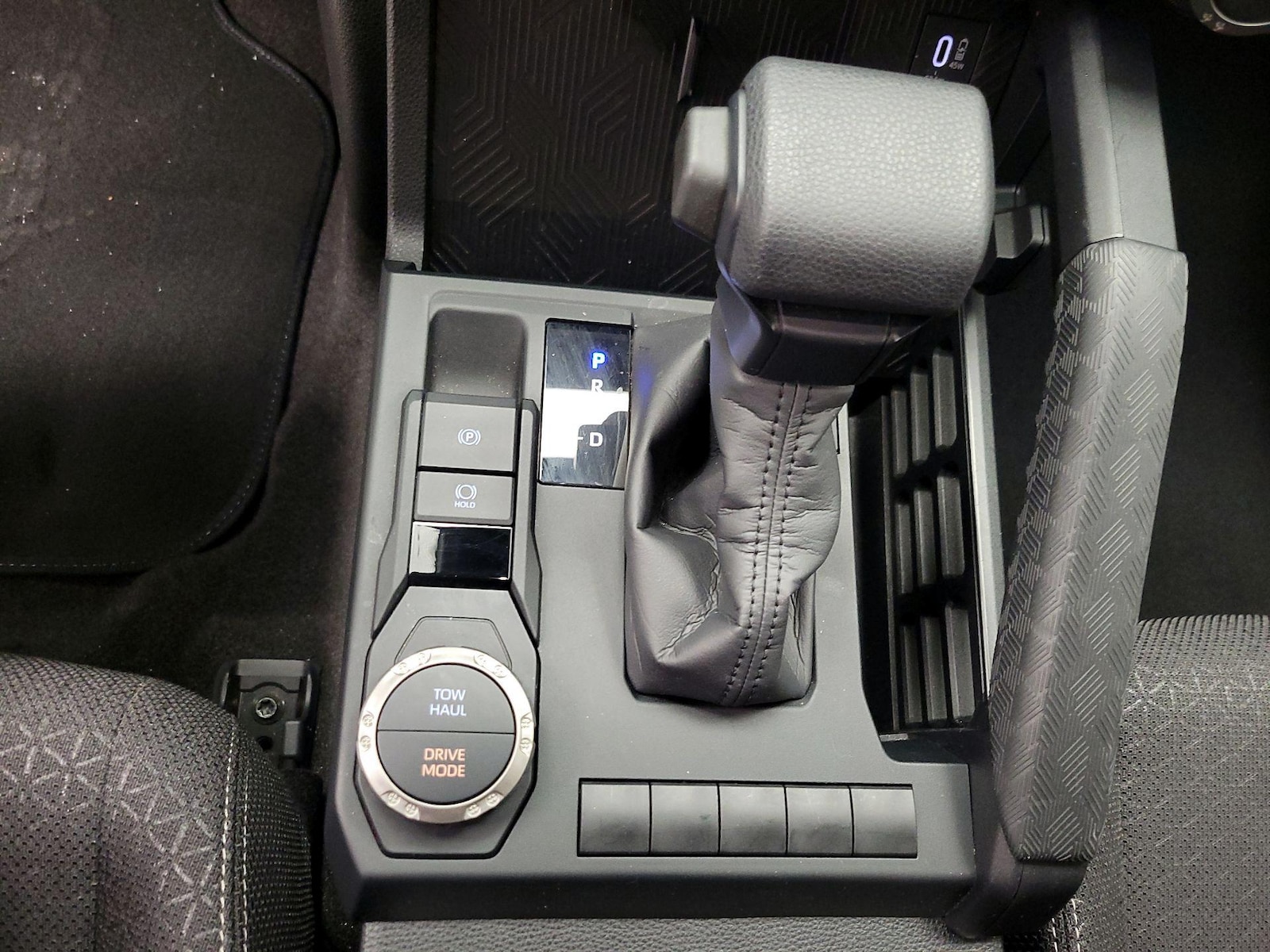 2025 Toyota 4Runner SR5 - Photo 18
