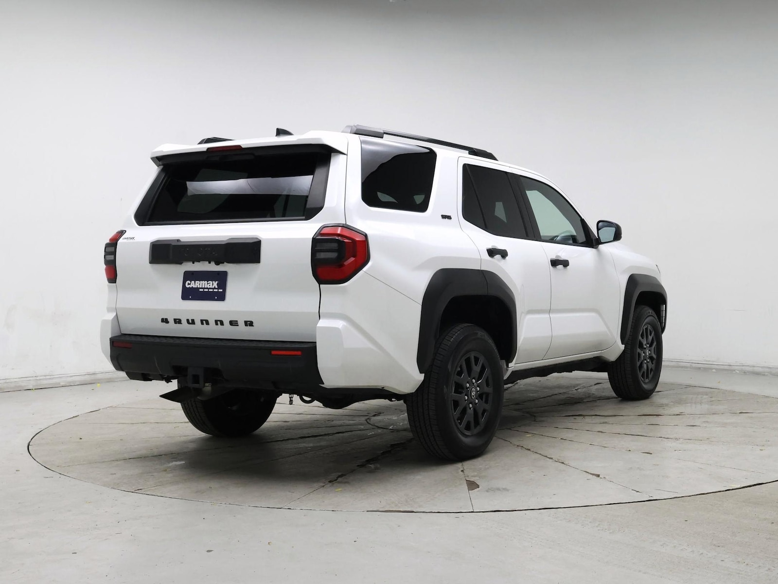 2025 Toyota 4Runner SR5 - Photo 9