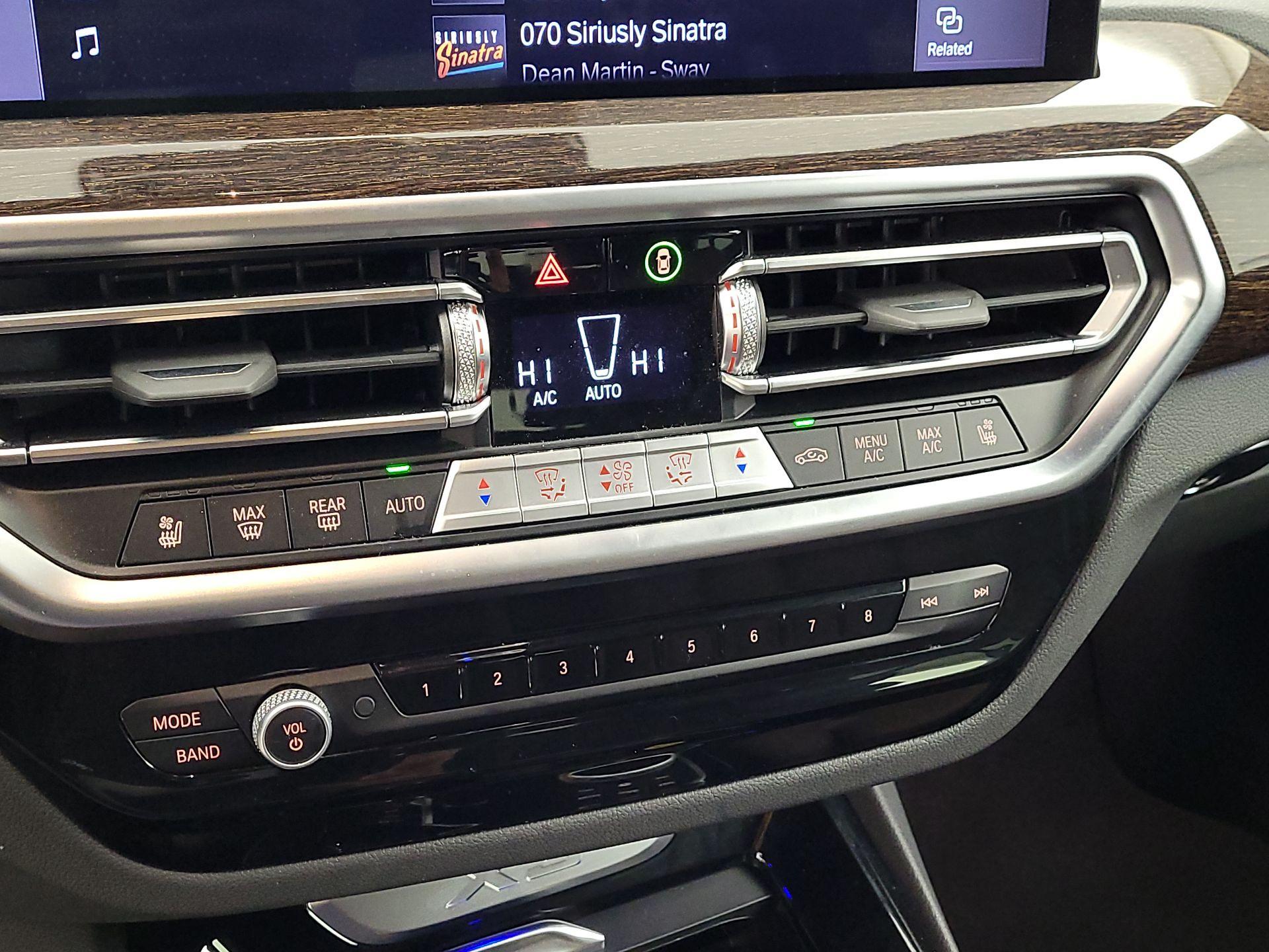 Thumbnail: 2024 BMW X3 - 16