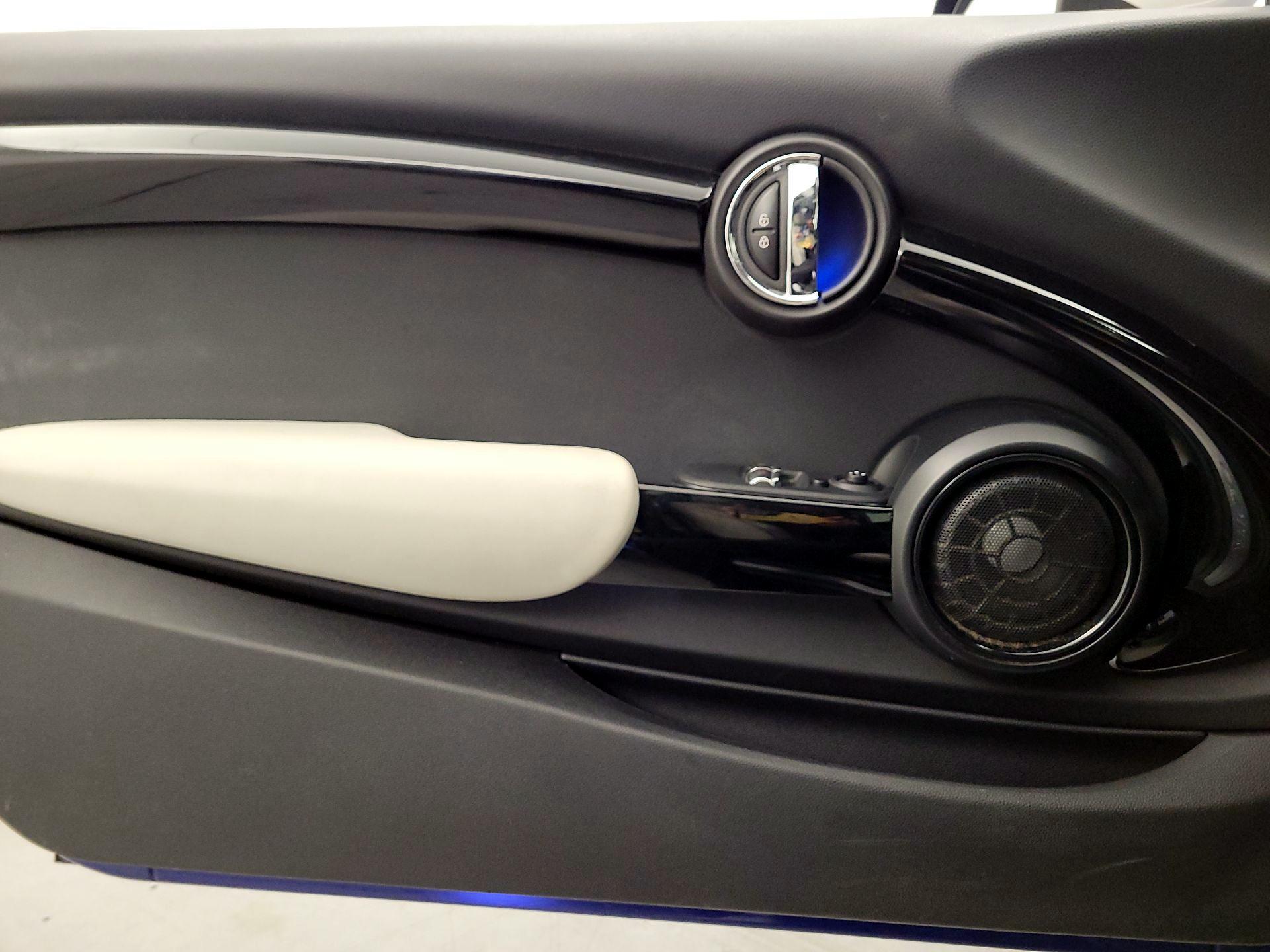 Thumbnail: 2020 MINI Cooper Hardtop - 12