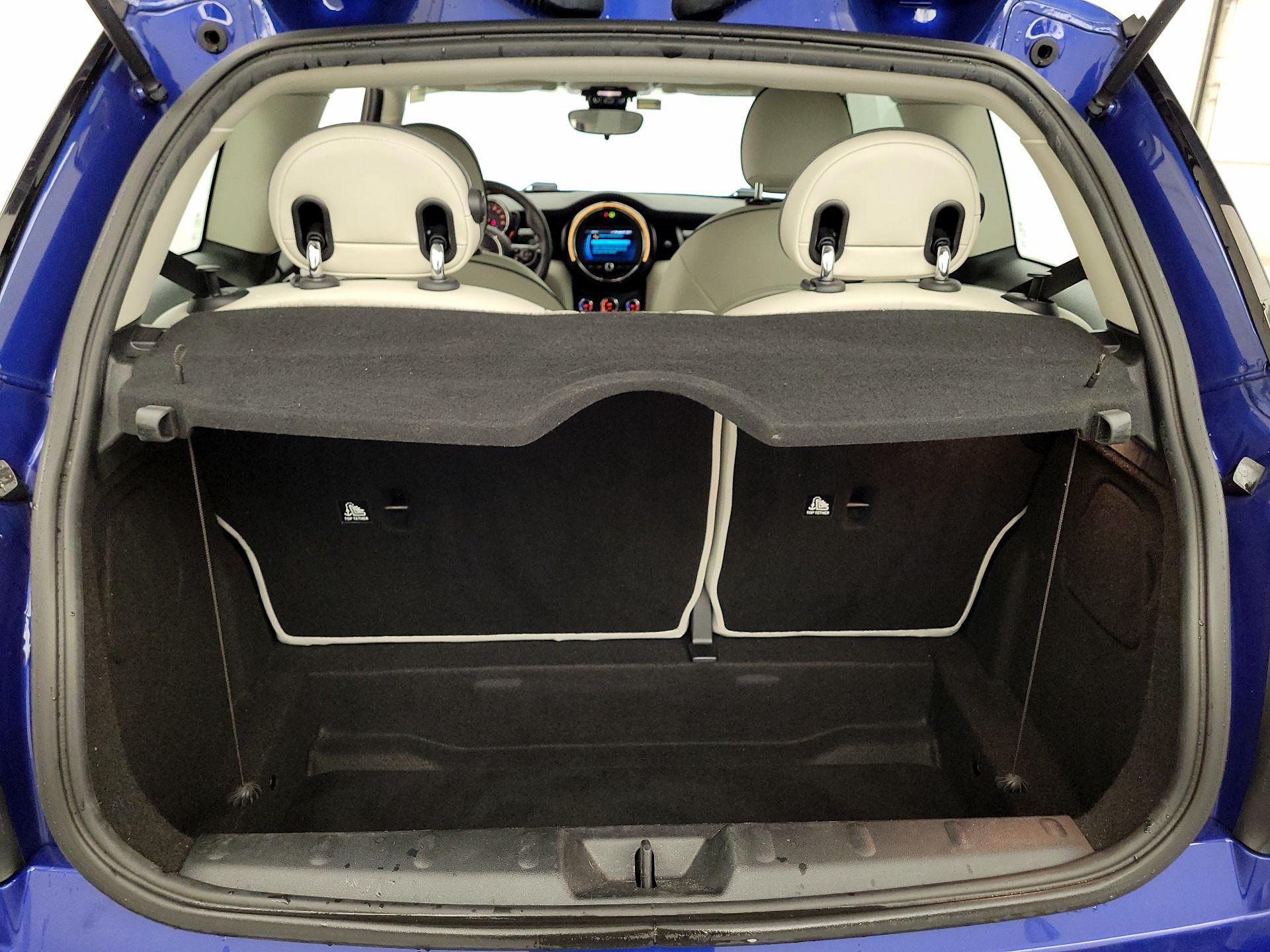 Thumbnail: 2020 MINI Cooper Hardtop - 20