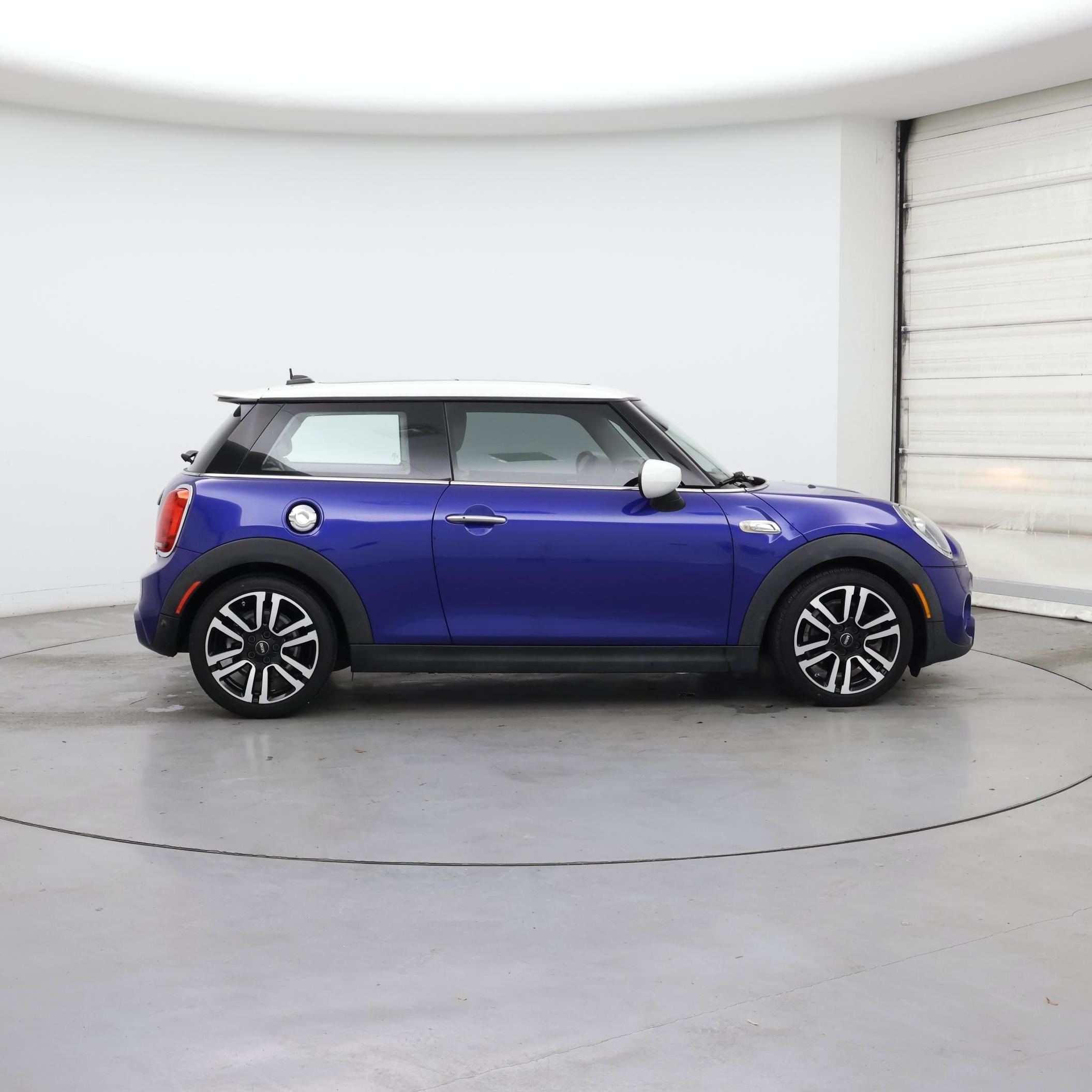 Thumbnail: 2020 MINI Cooper Hardtop - 7