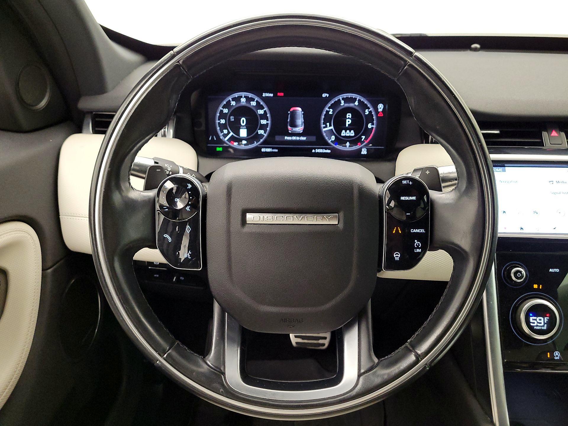 Thumbnail: 2020 Land Rover Discovery Sport - 10