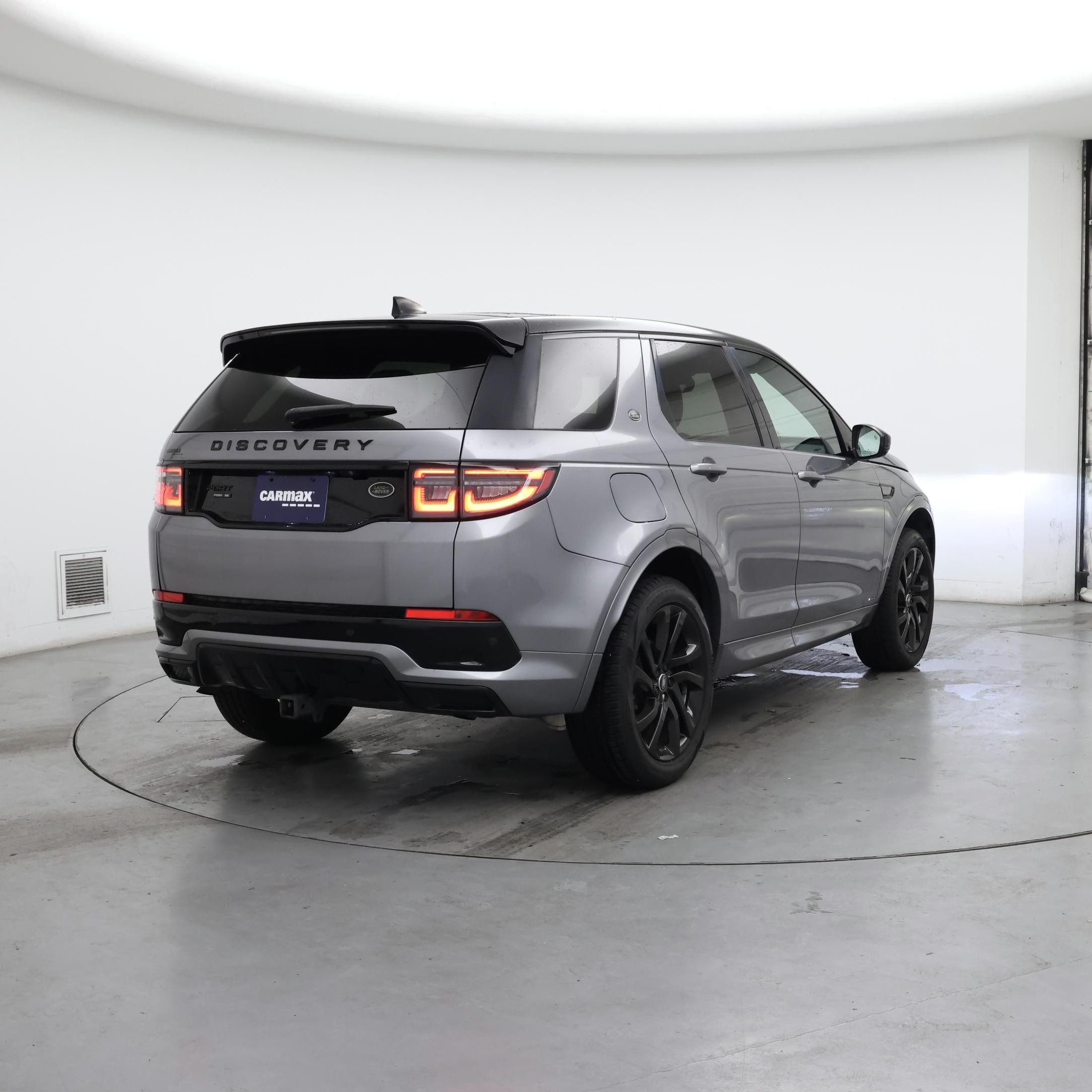 Thumbnail: 2020 Land Rover Discovery Sport - 8