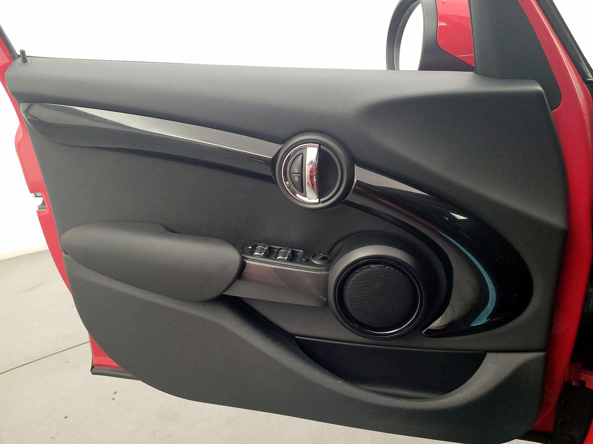 Thumbnail: 2020 MINI Cooper Hardtop - 12