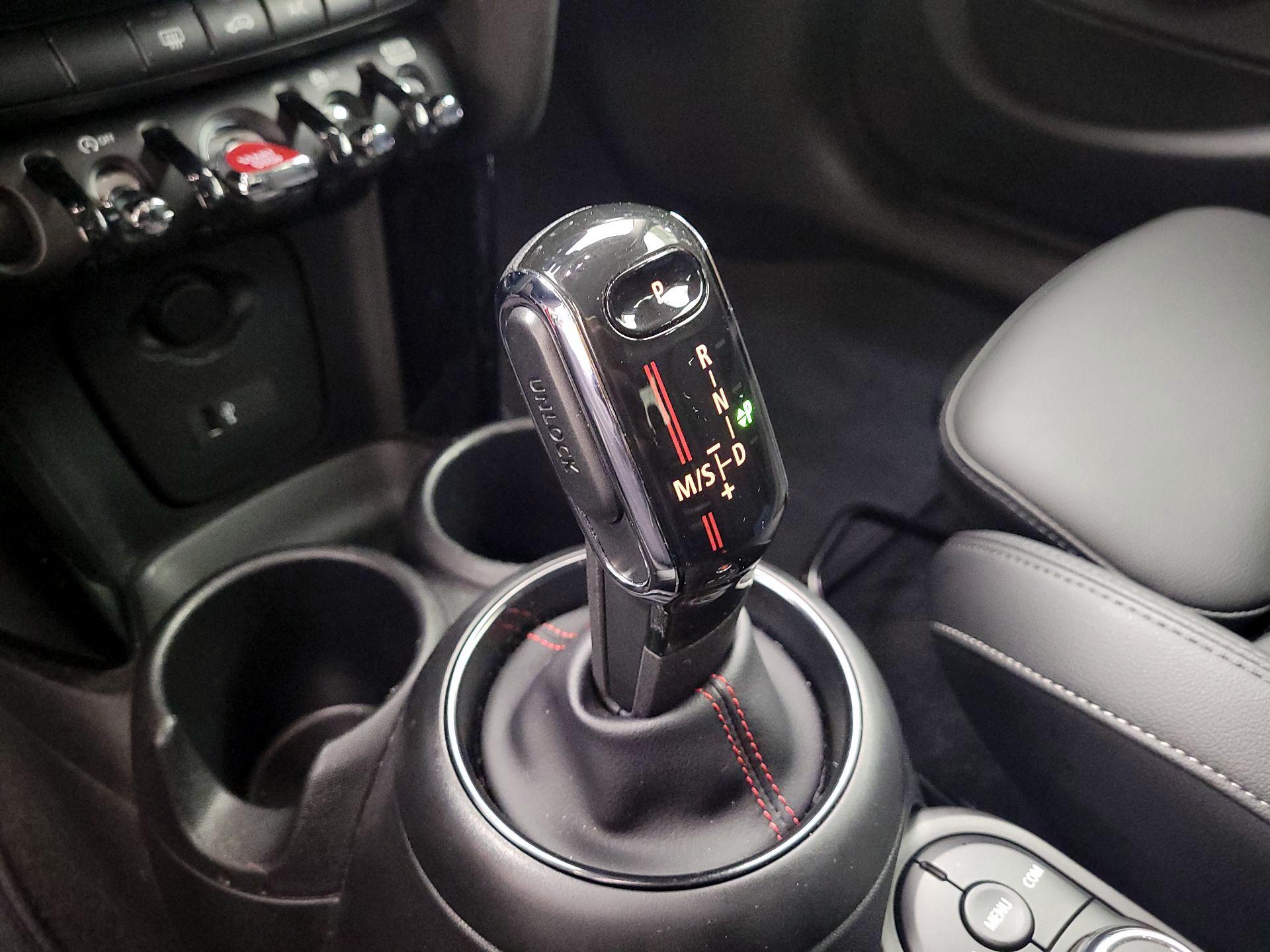 Thumbnail: 2020 MINI Cooper Hardtop - 15