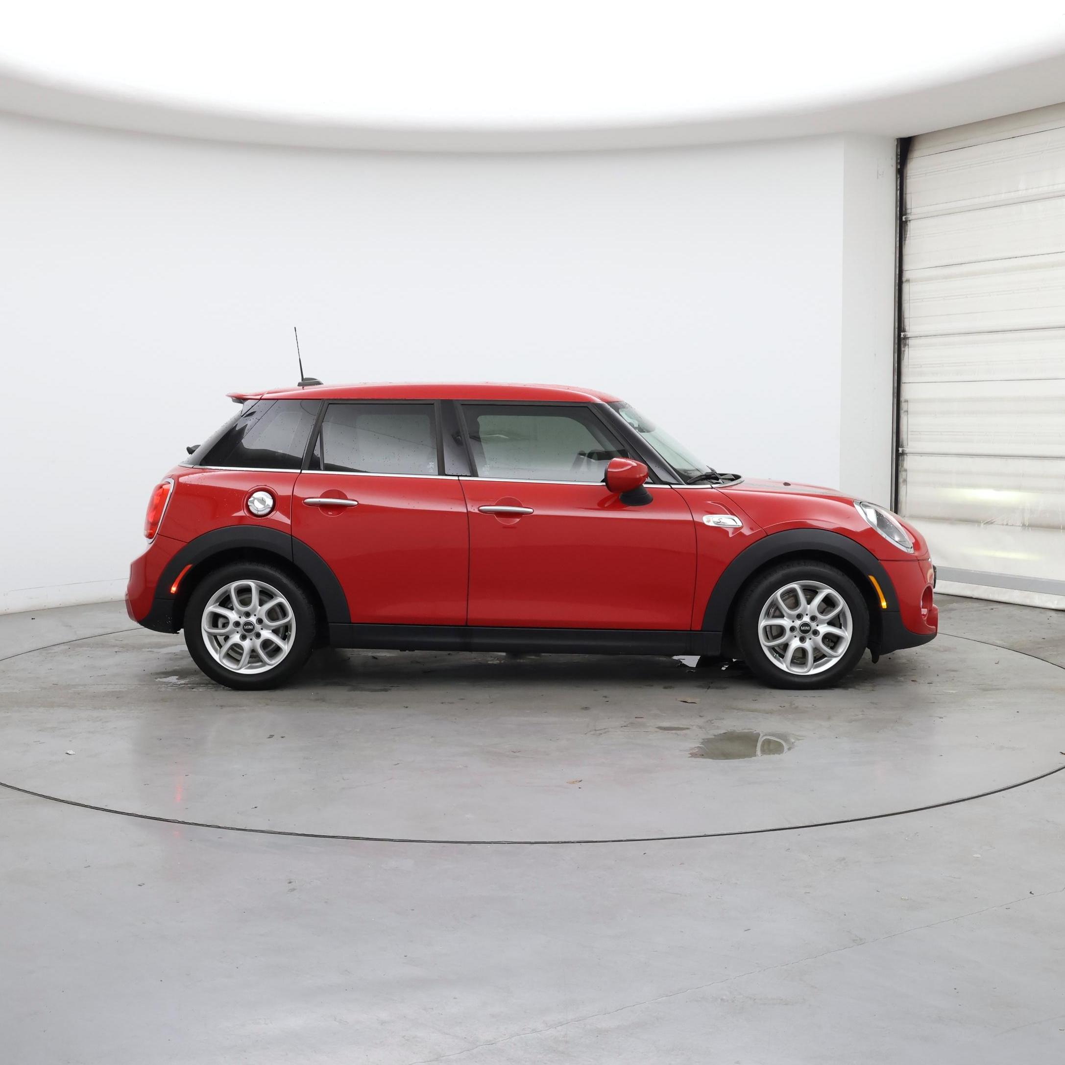 Thumbnail: 2020 MINI Cooper Hardtop - 7
