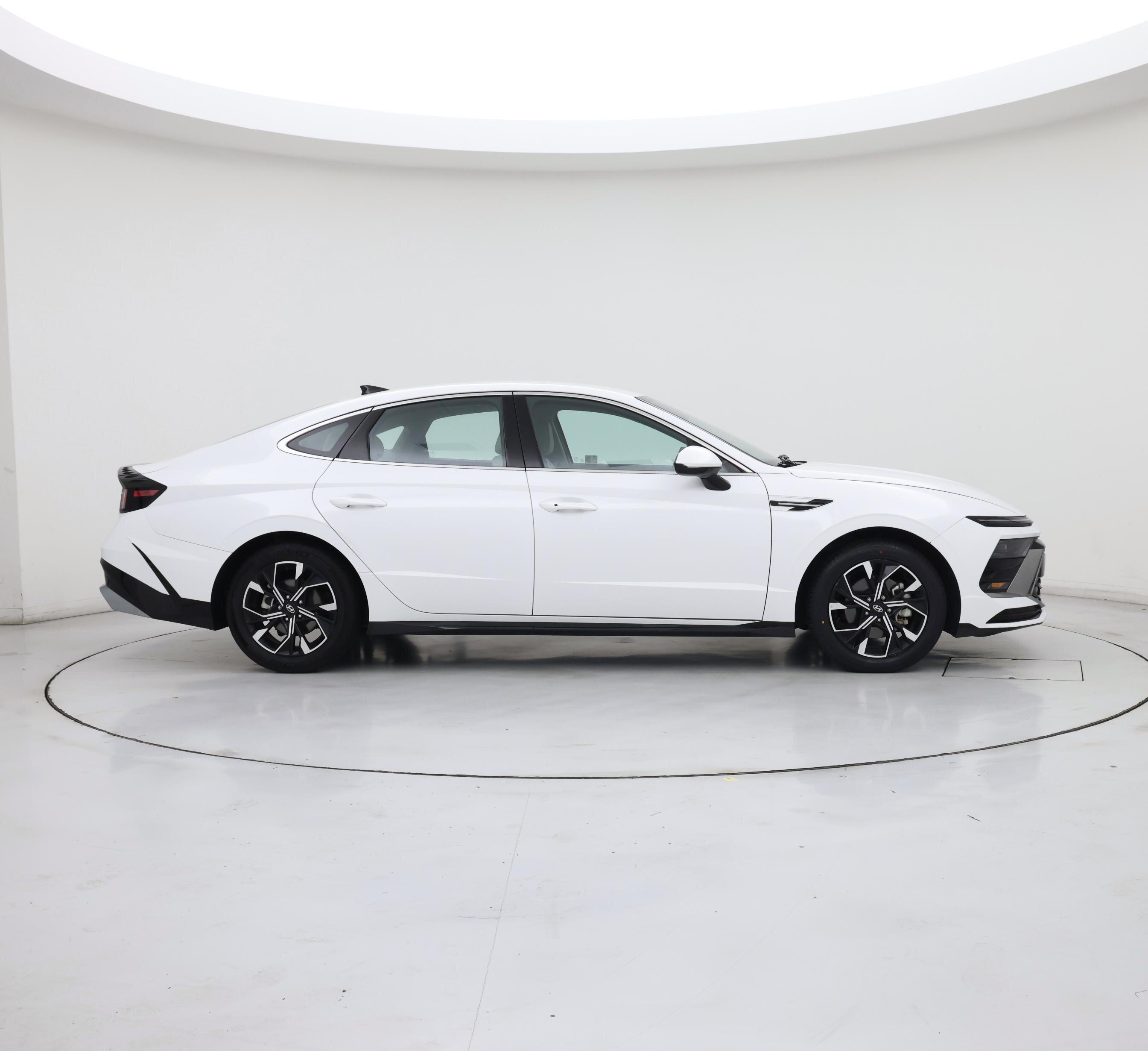 Thumbnail: 2025 Hyundai Sonata - 7