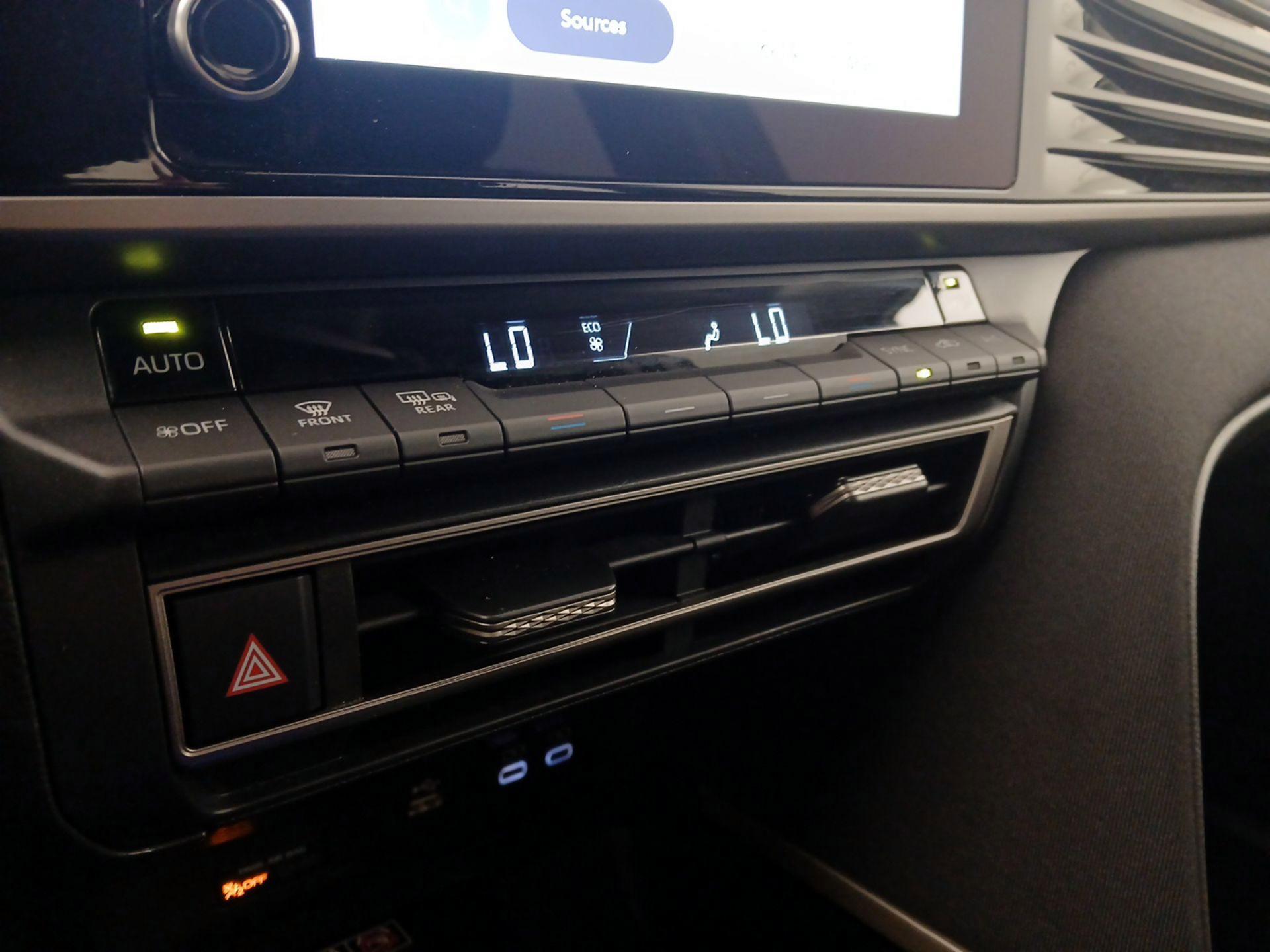 Thumbnail: 2025 Toyota Camry - 16