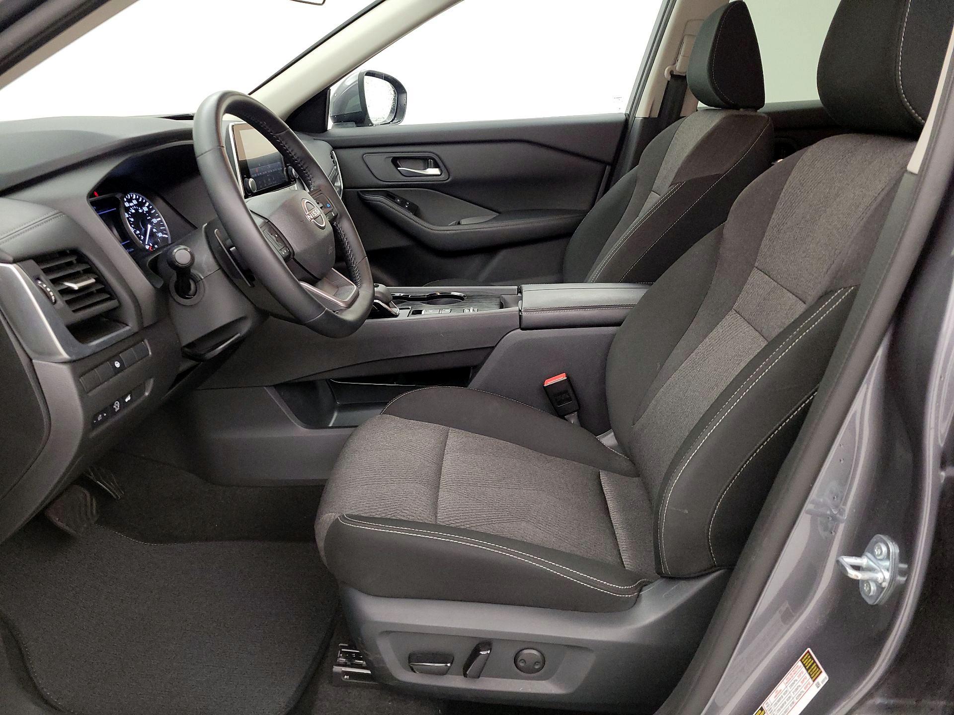 Thumbnail: 2025 Nissan Rogue - 11