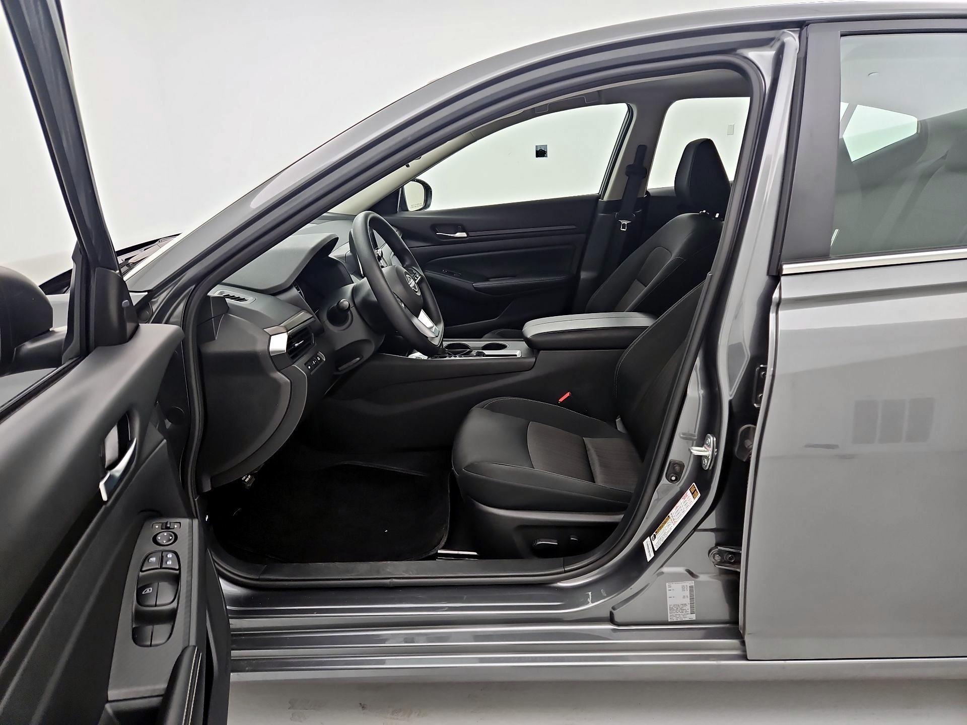 Thumbnail: 2025 Nissan Altima - 11