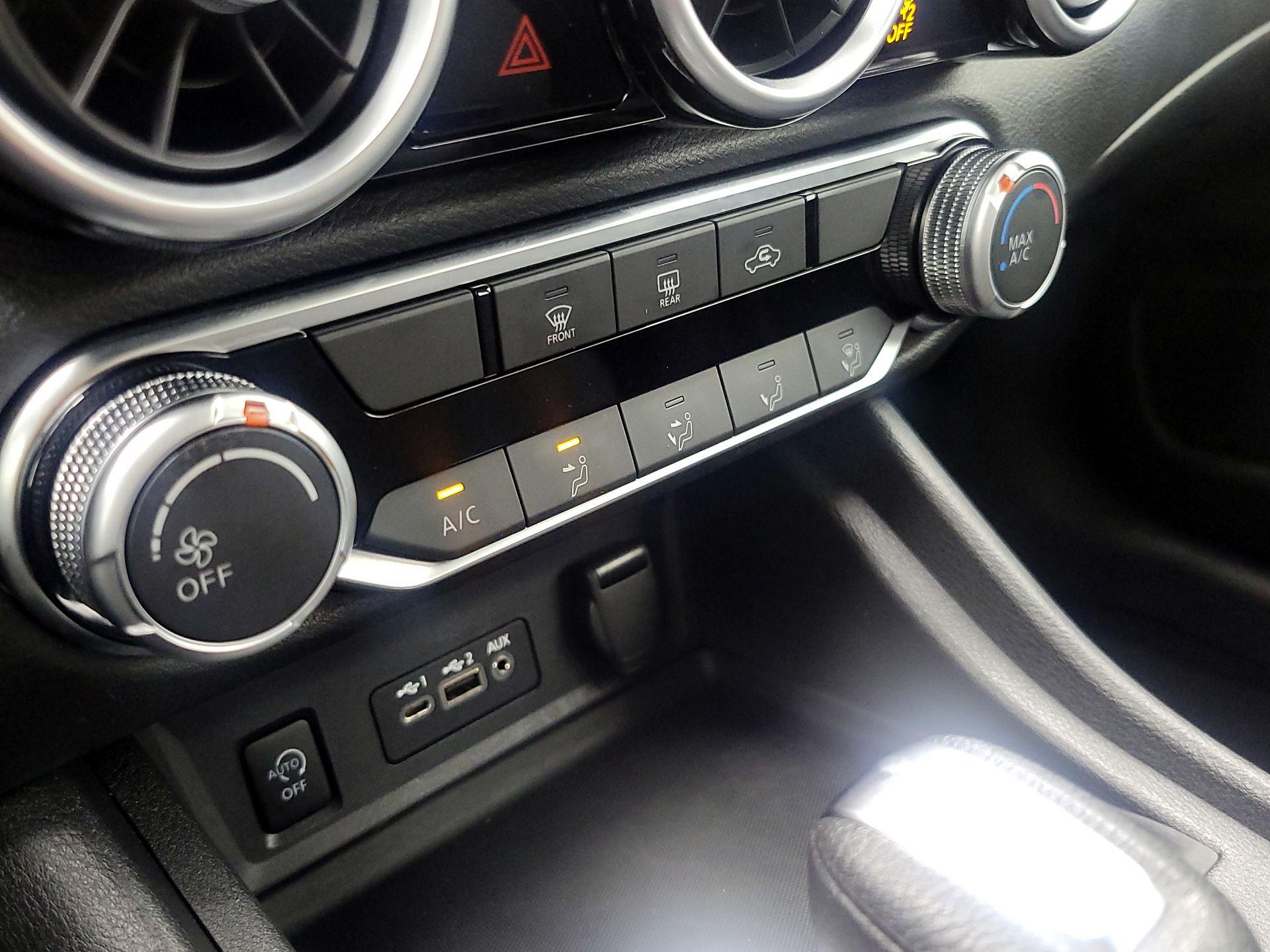 Thumbnail: 2024 Nissan Sentra - 16