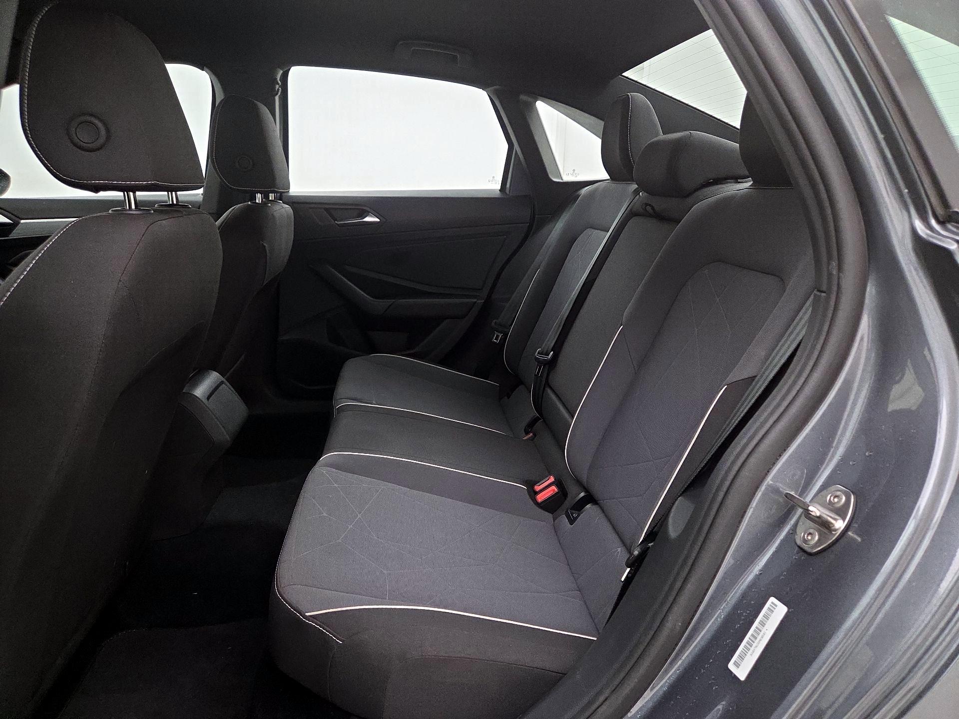 Thumbnail: 2025 Volkswagen Jetta - 19