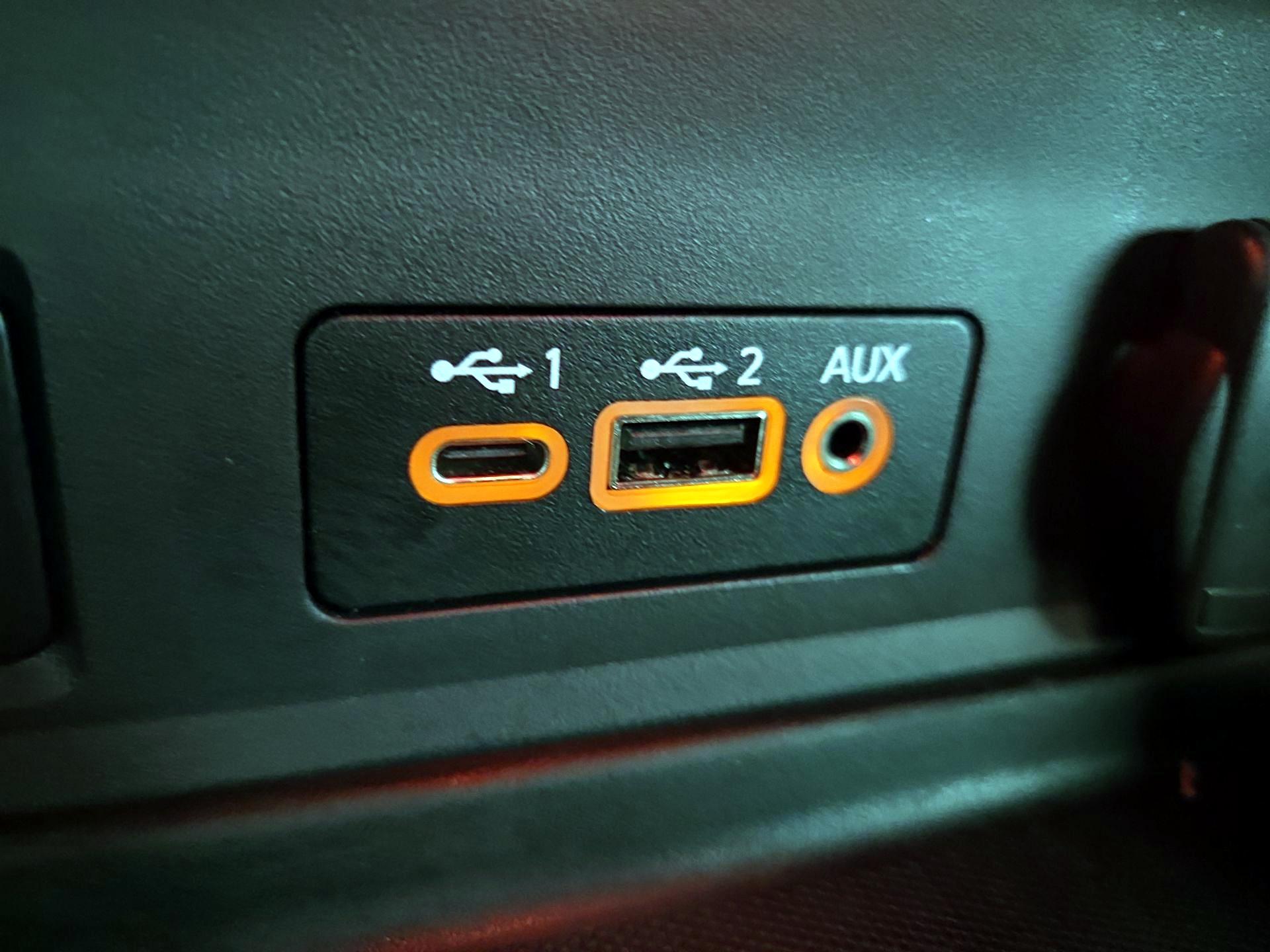 Thumbnail: 2025 Nissan Sentra - 18