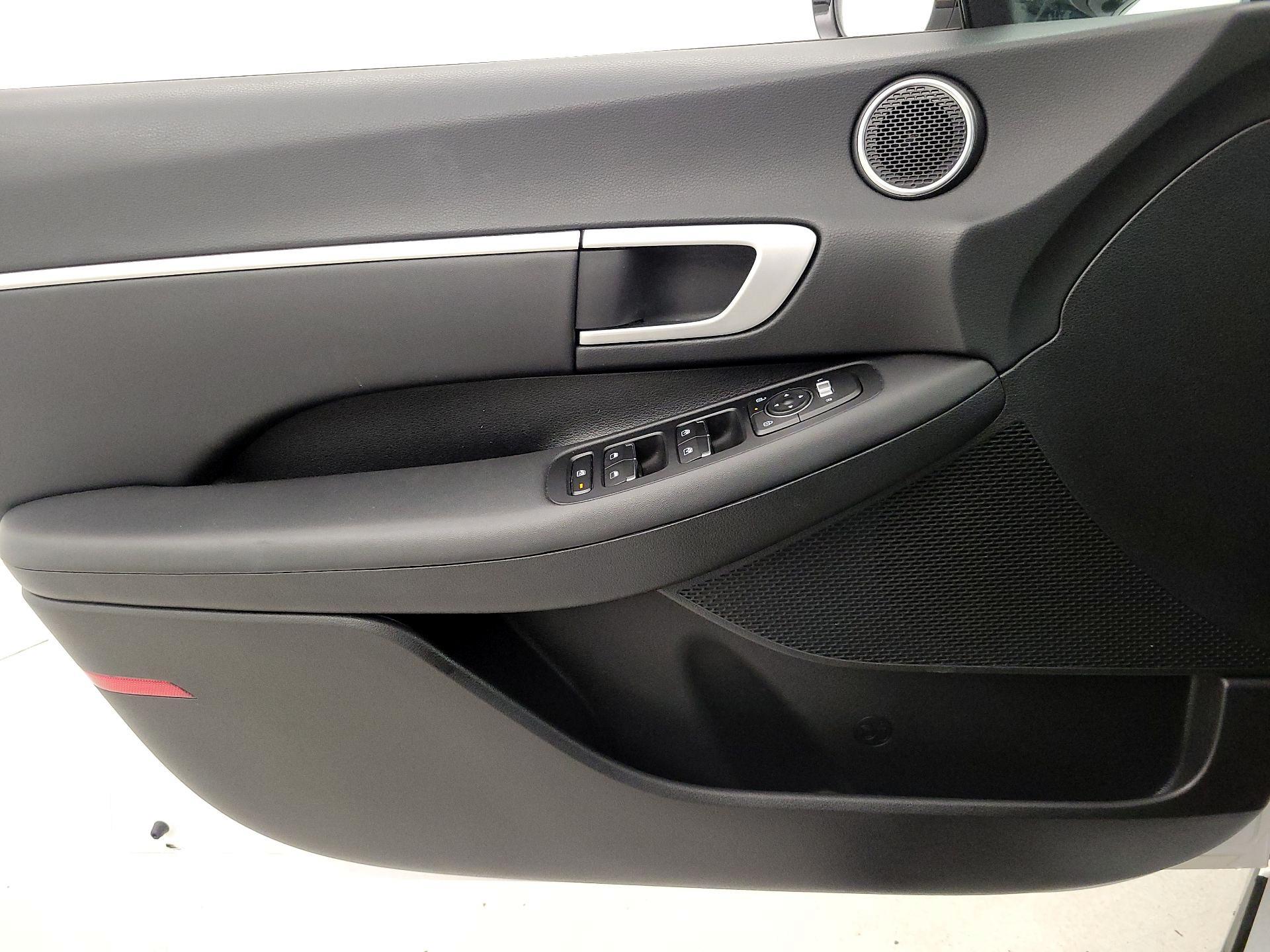 Thumbnail: 2025 Hyundai Sonata - 12