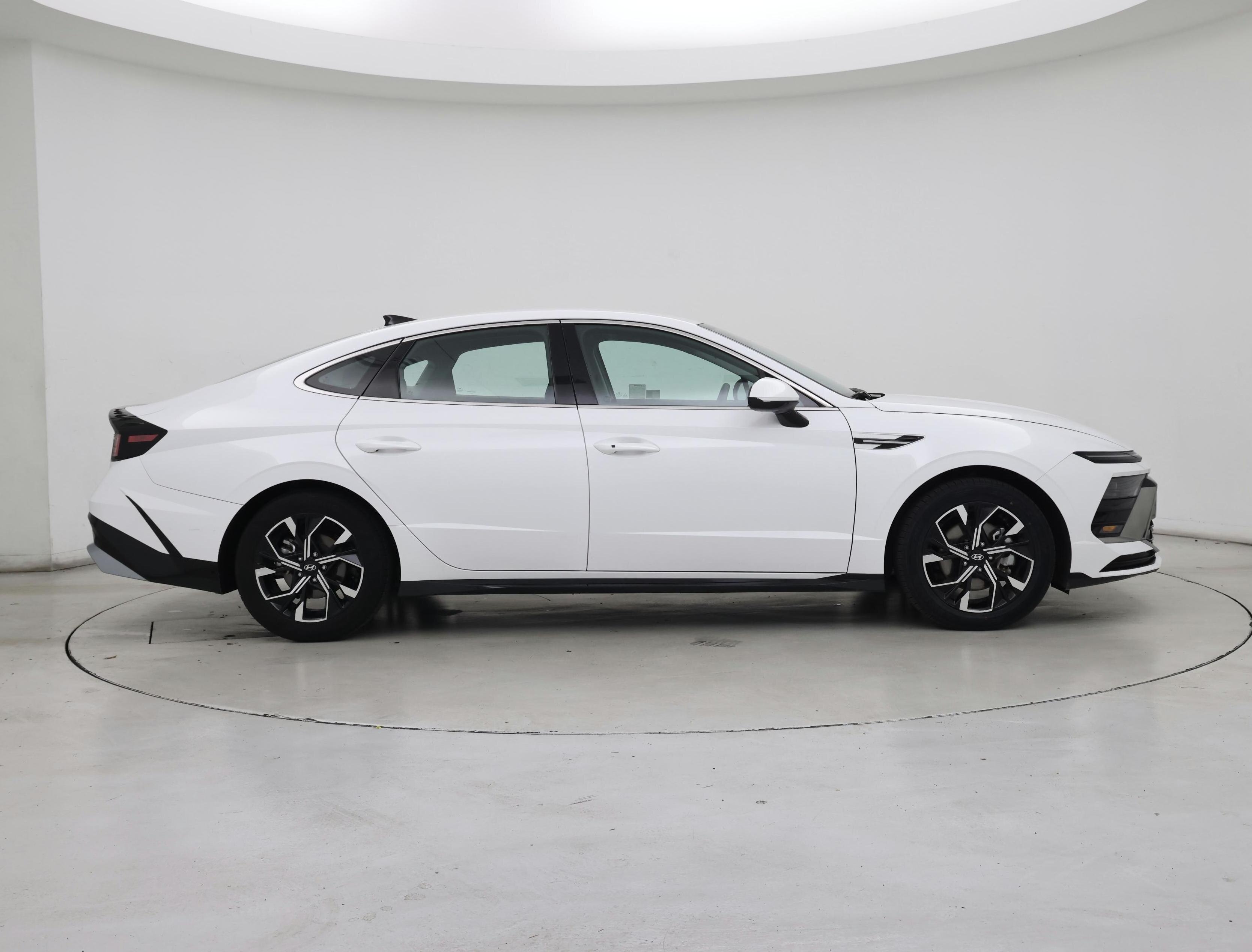 Thumbnail: 2025 Hyundai Sonata - 7