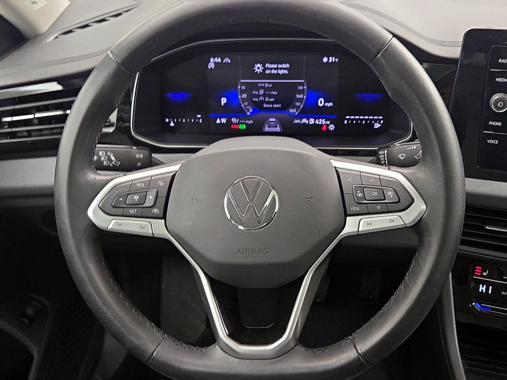 Thumbnail: 2025 Volkswagen Jetta - 10