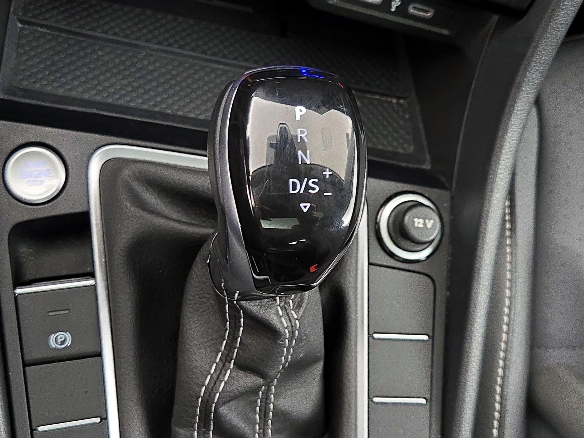 Thumbnail: 2025 Volkswagen Jetta - 17