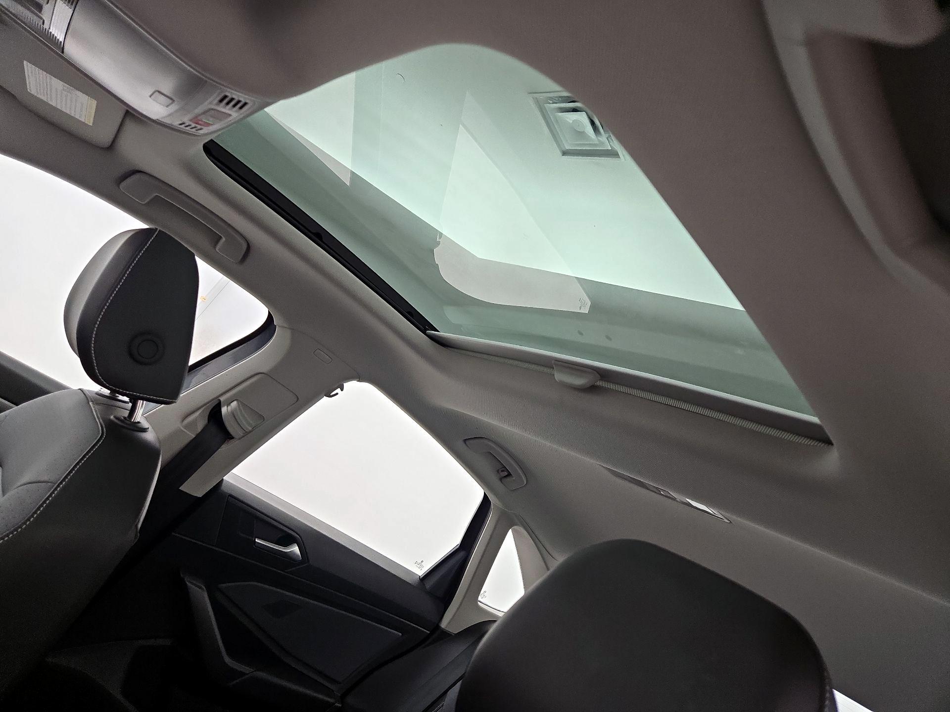 Thumbnail: 2025 Volkswagen Jetta - 19