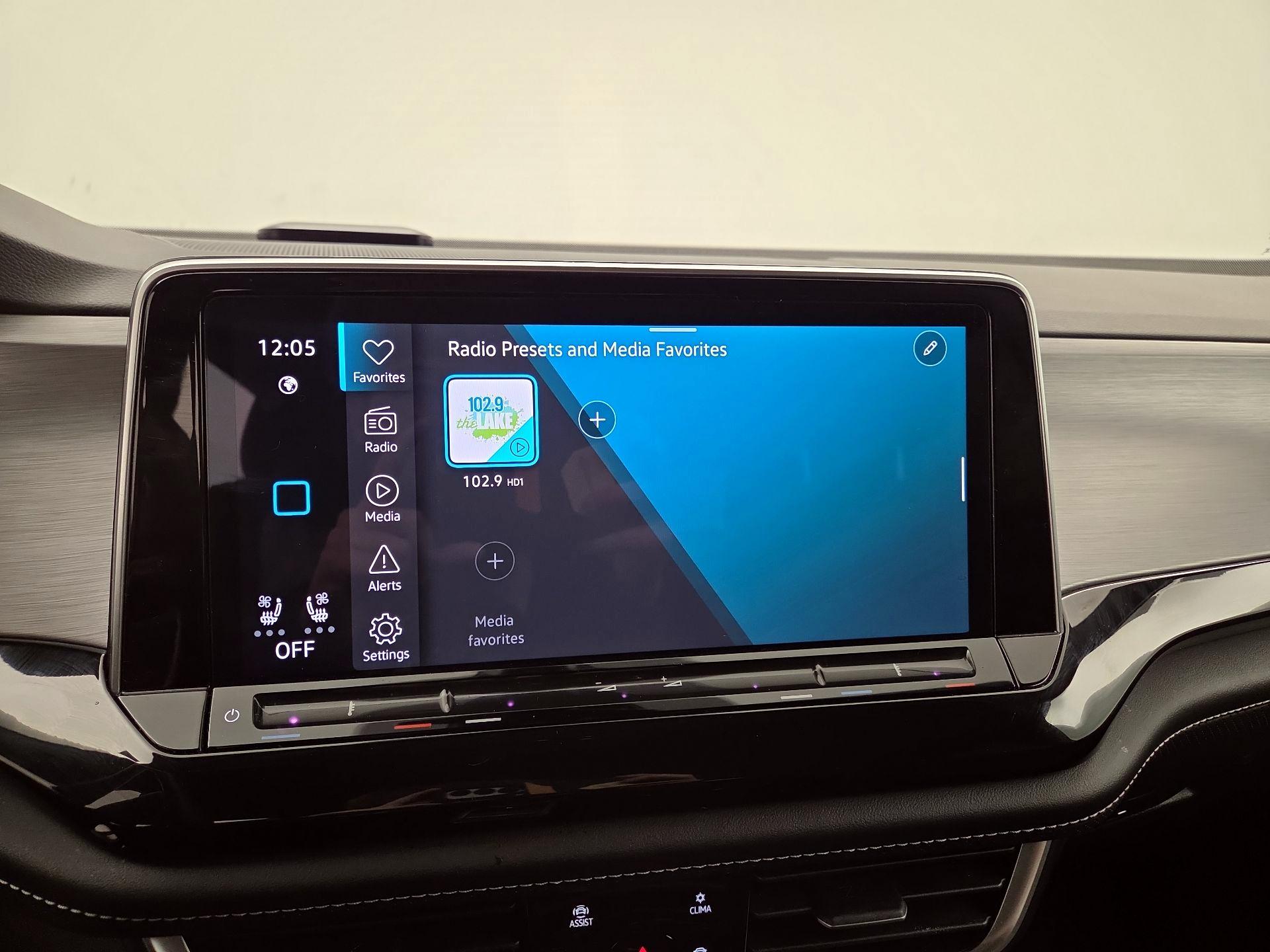 Thumbnail: 2025 Volkswagen Atlas - 15