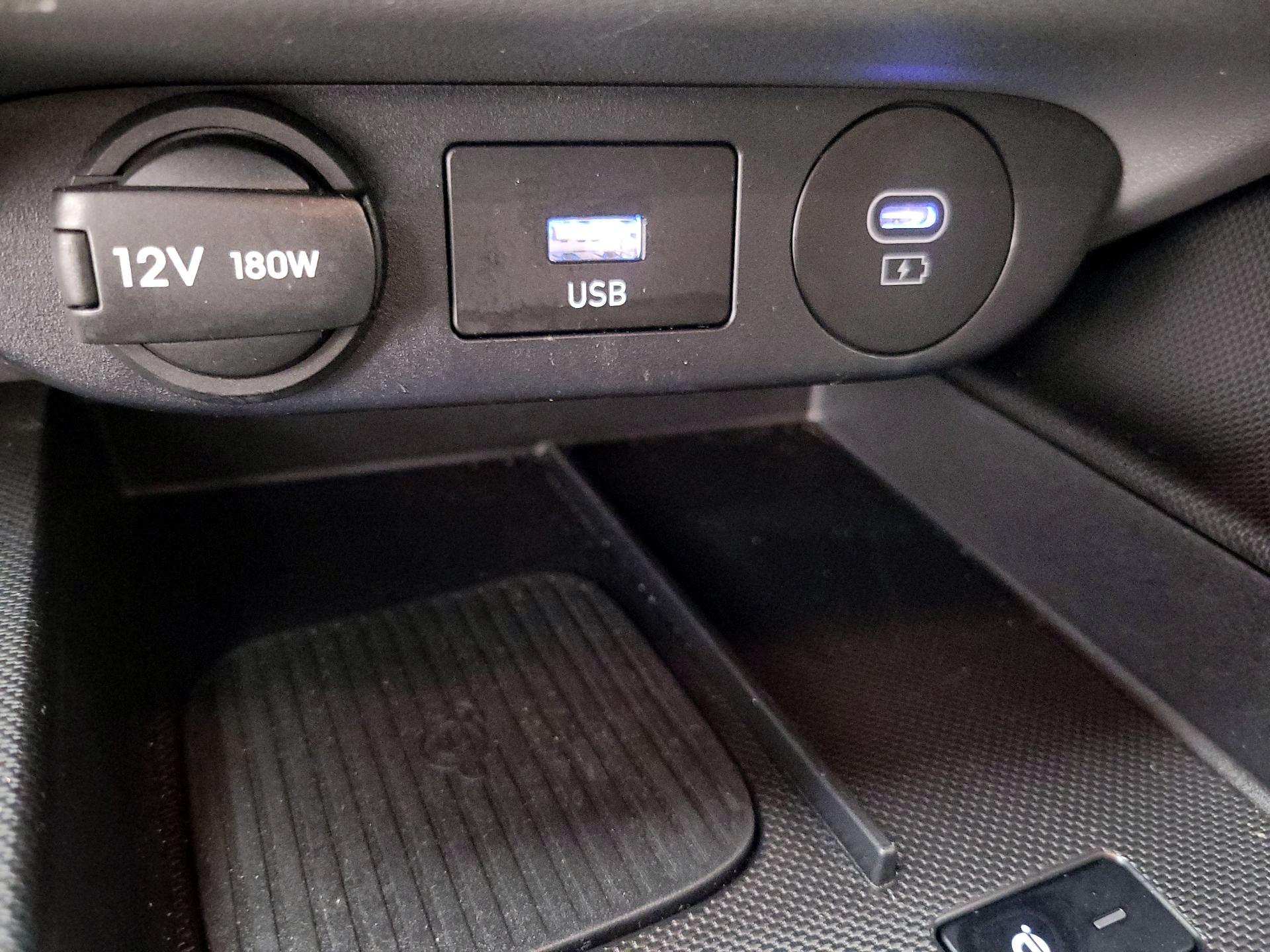 Thumbnail: 2025 Hyundai Elantra - 19