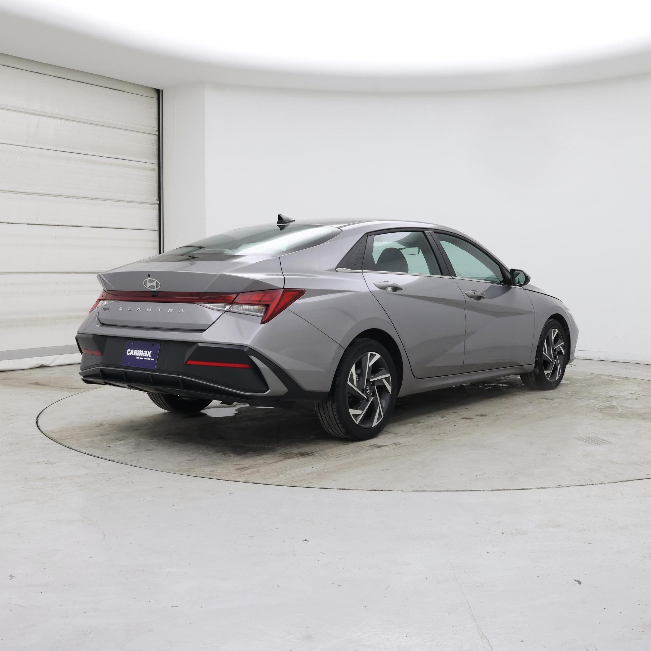 Thumbnail: 2025 Hyundai Elantra - 8