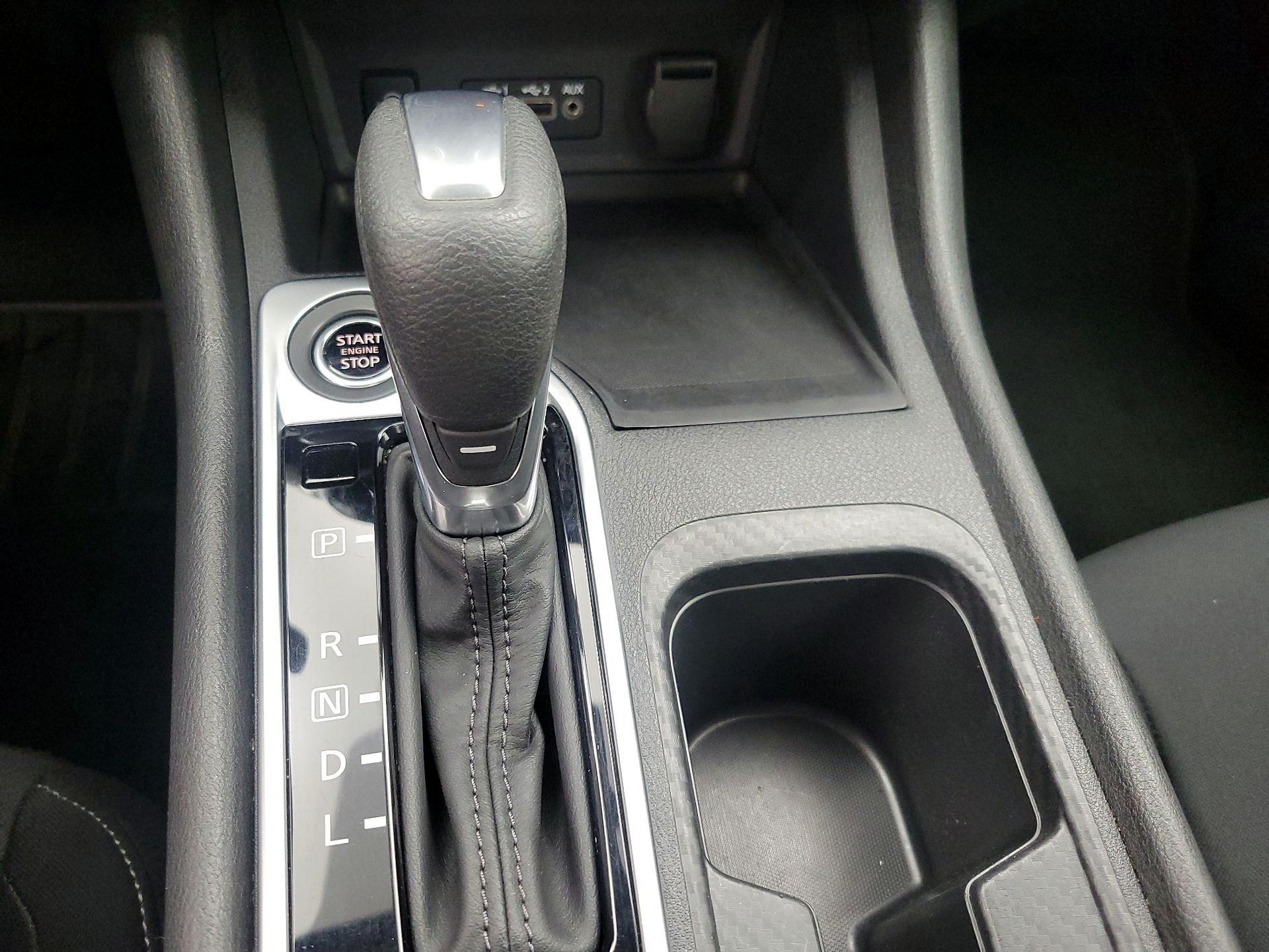 Thumbnail: 2024 Nissan Sentra - 17