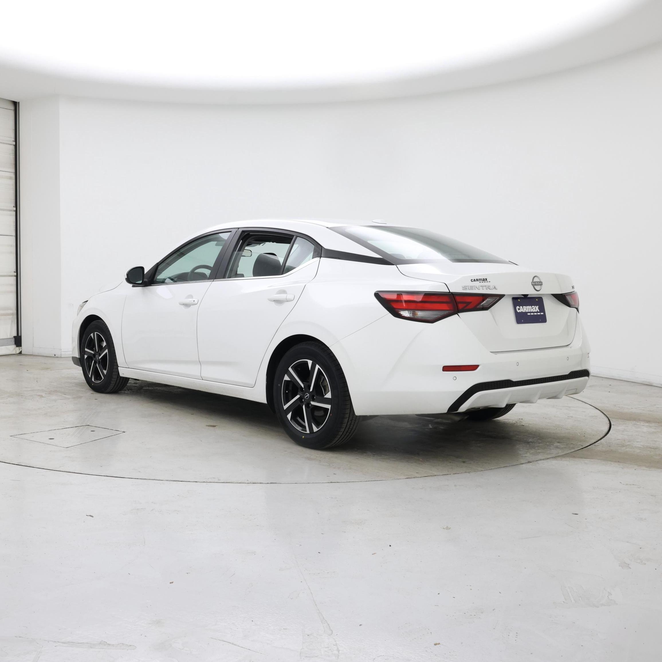 Thumbnail: 2024 Nissan Sentra - 2