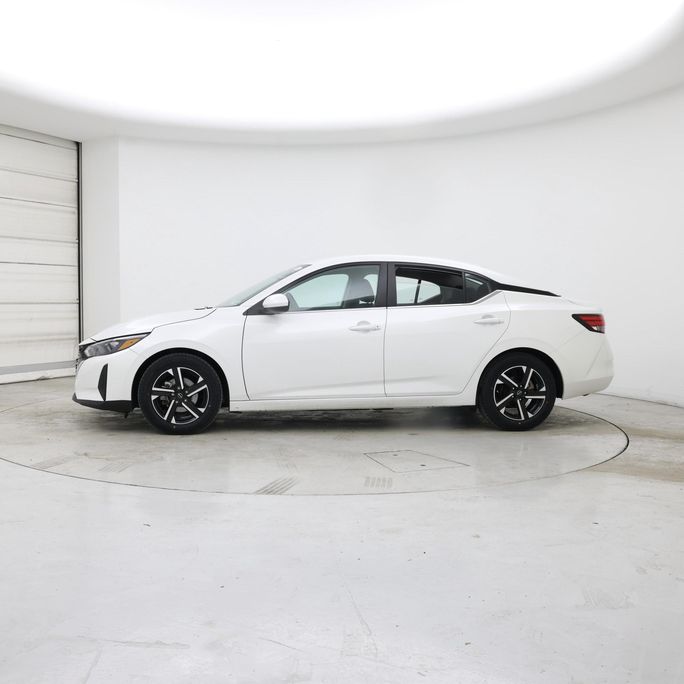 Thumbnail: 2024 Nissan Sentra - 3