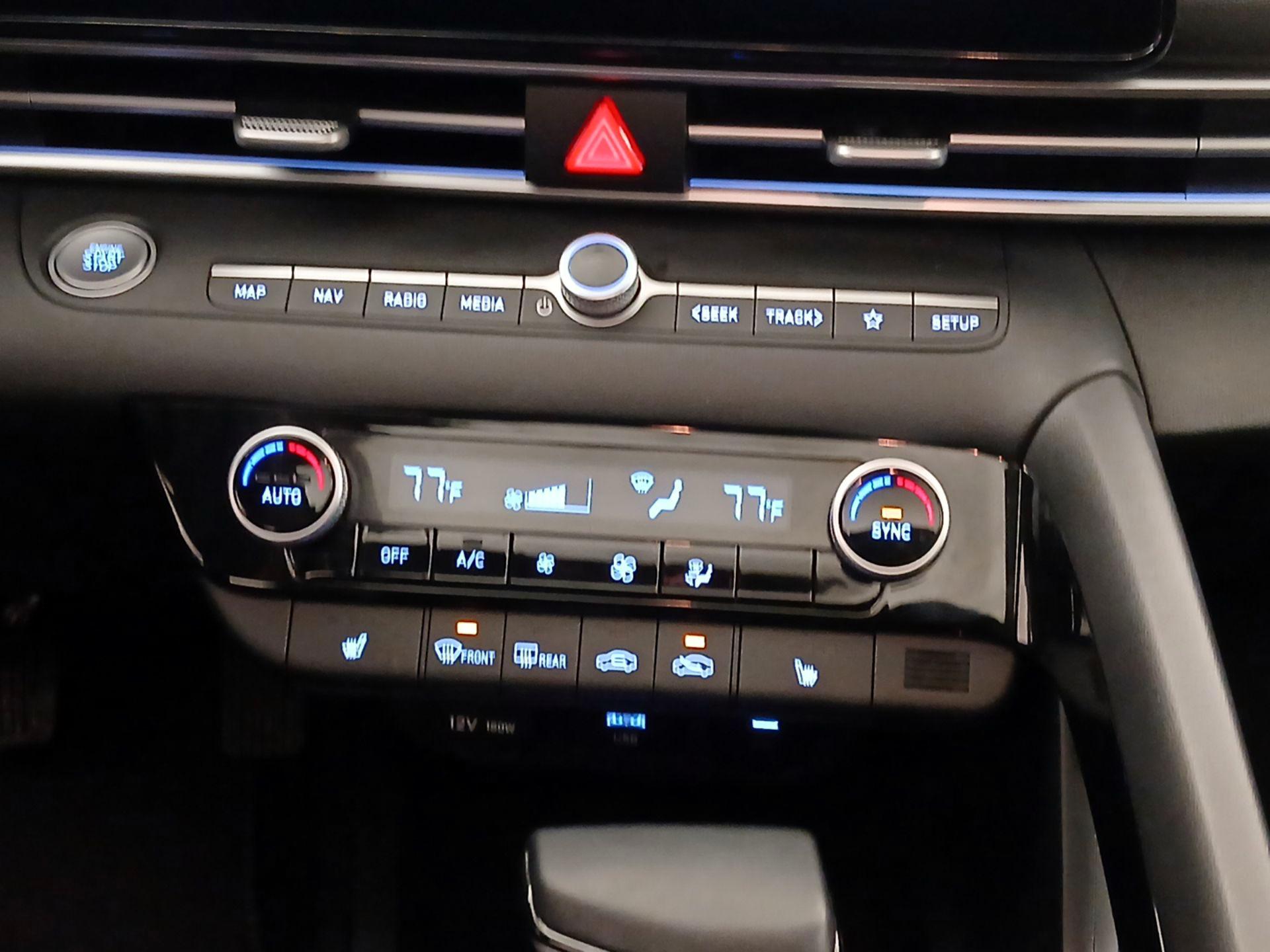 Thumbnail: 2025 Hyundai Elantra - 17