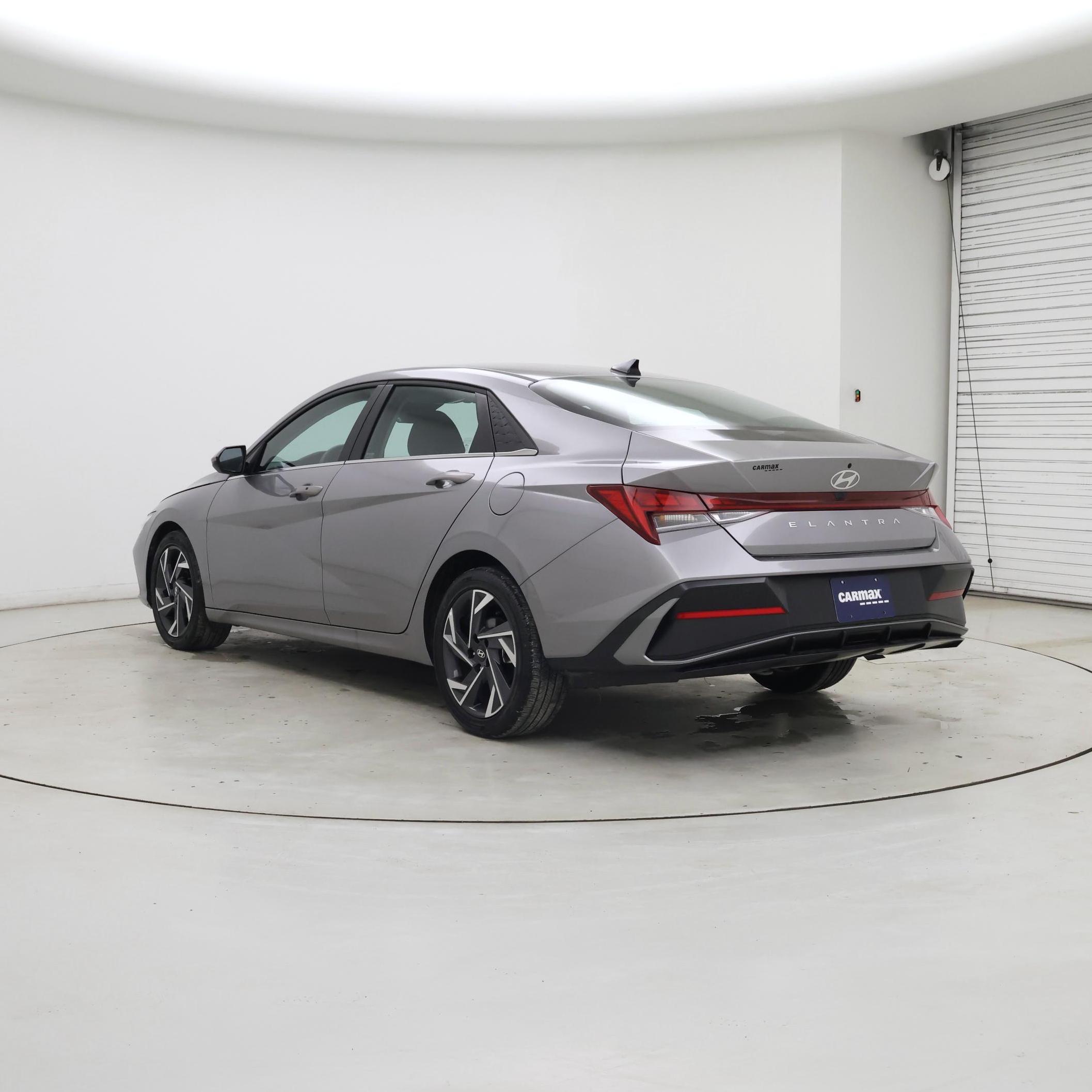 Thumbnail: 2025 Hyundai Elantra - 2