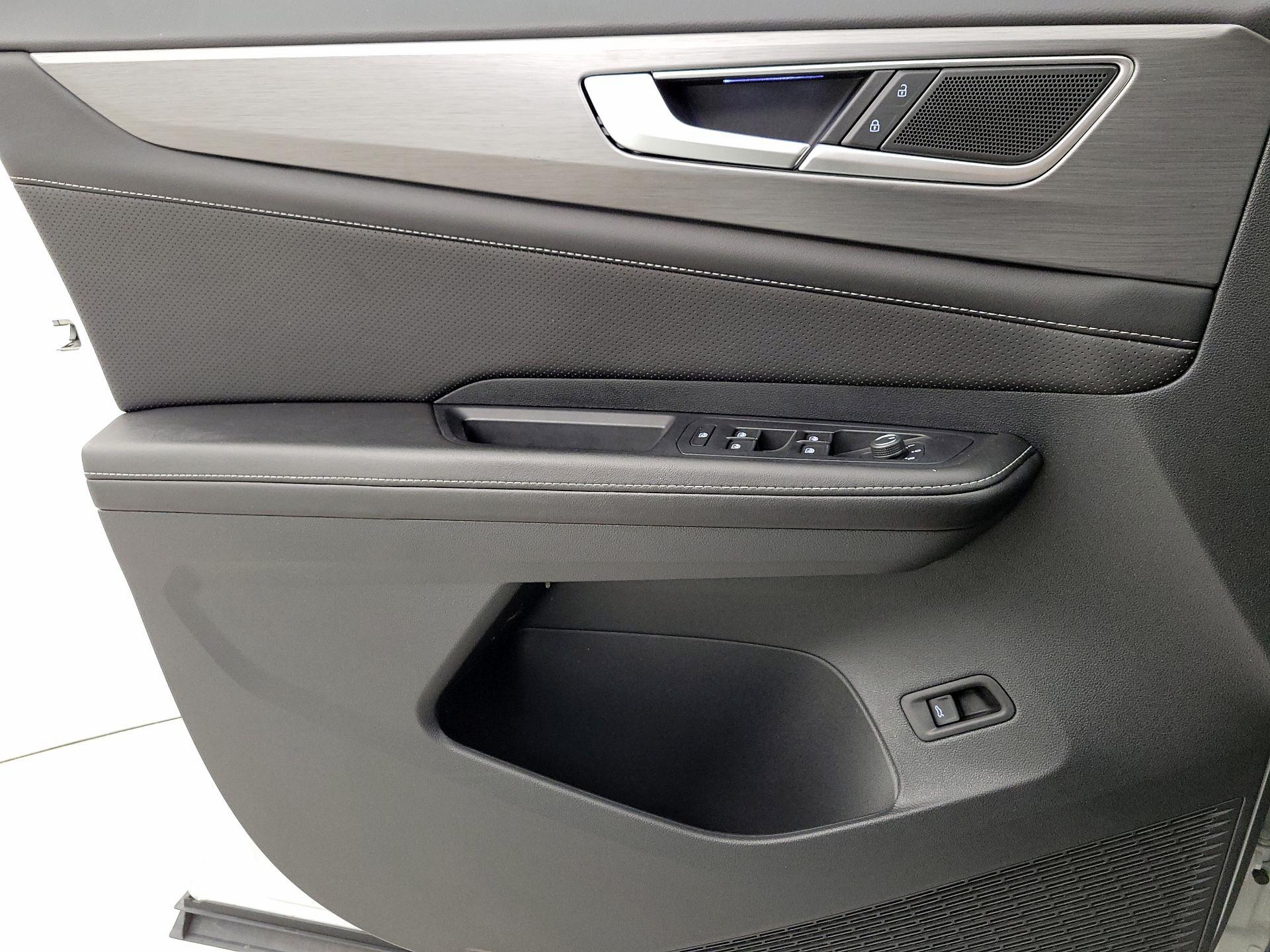 Thumbnail: 2025 Volkswagen Atlas - 12