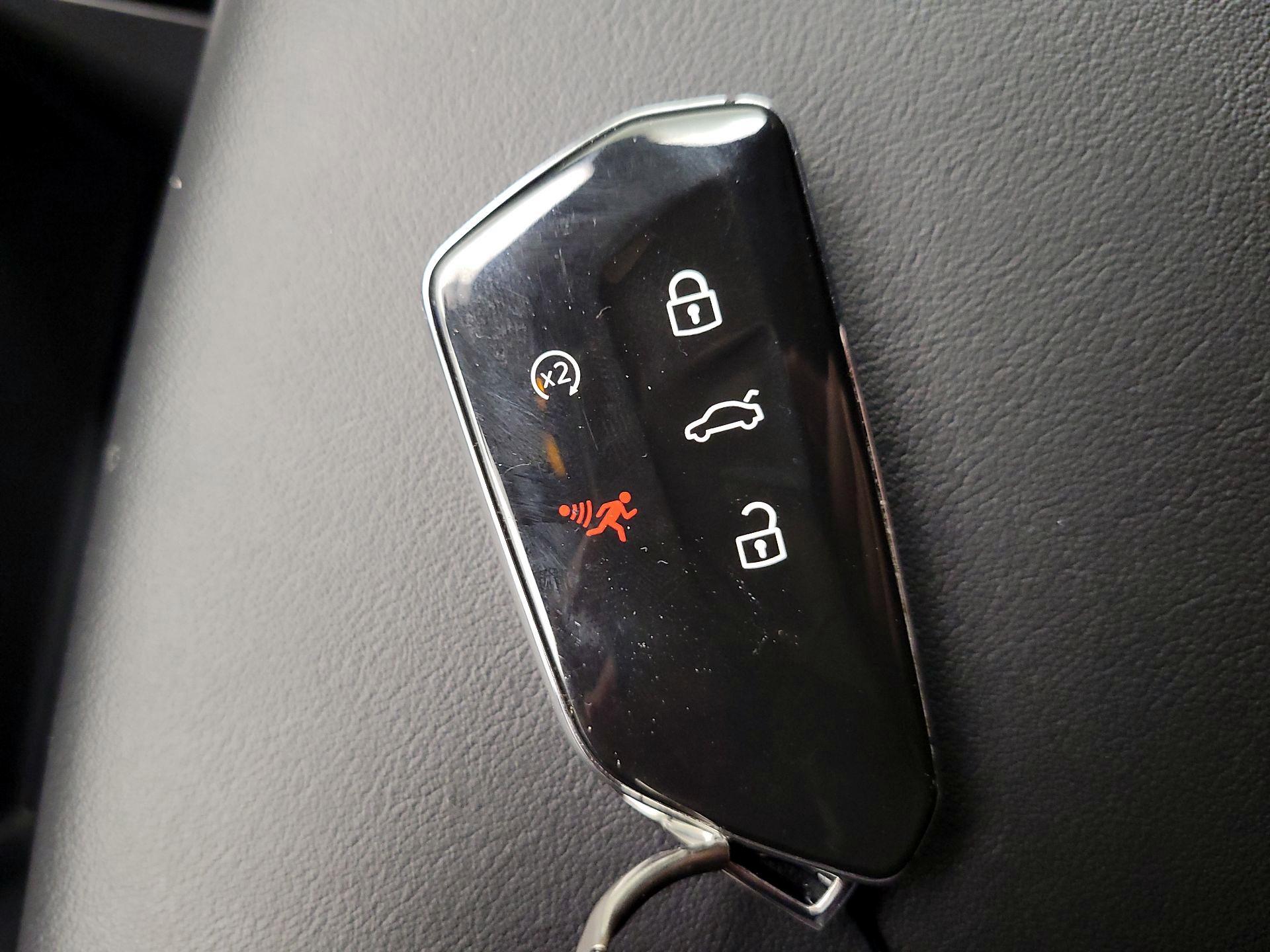 Thumbnail: 2025 Volkswagen Atlas - 18