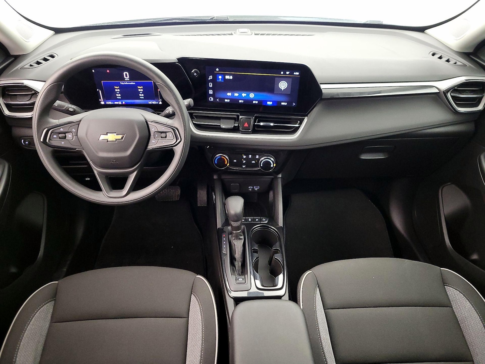 2025 Chevrolet Trailblazer LT - Photo 10