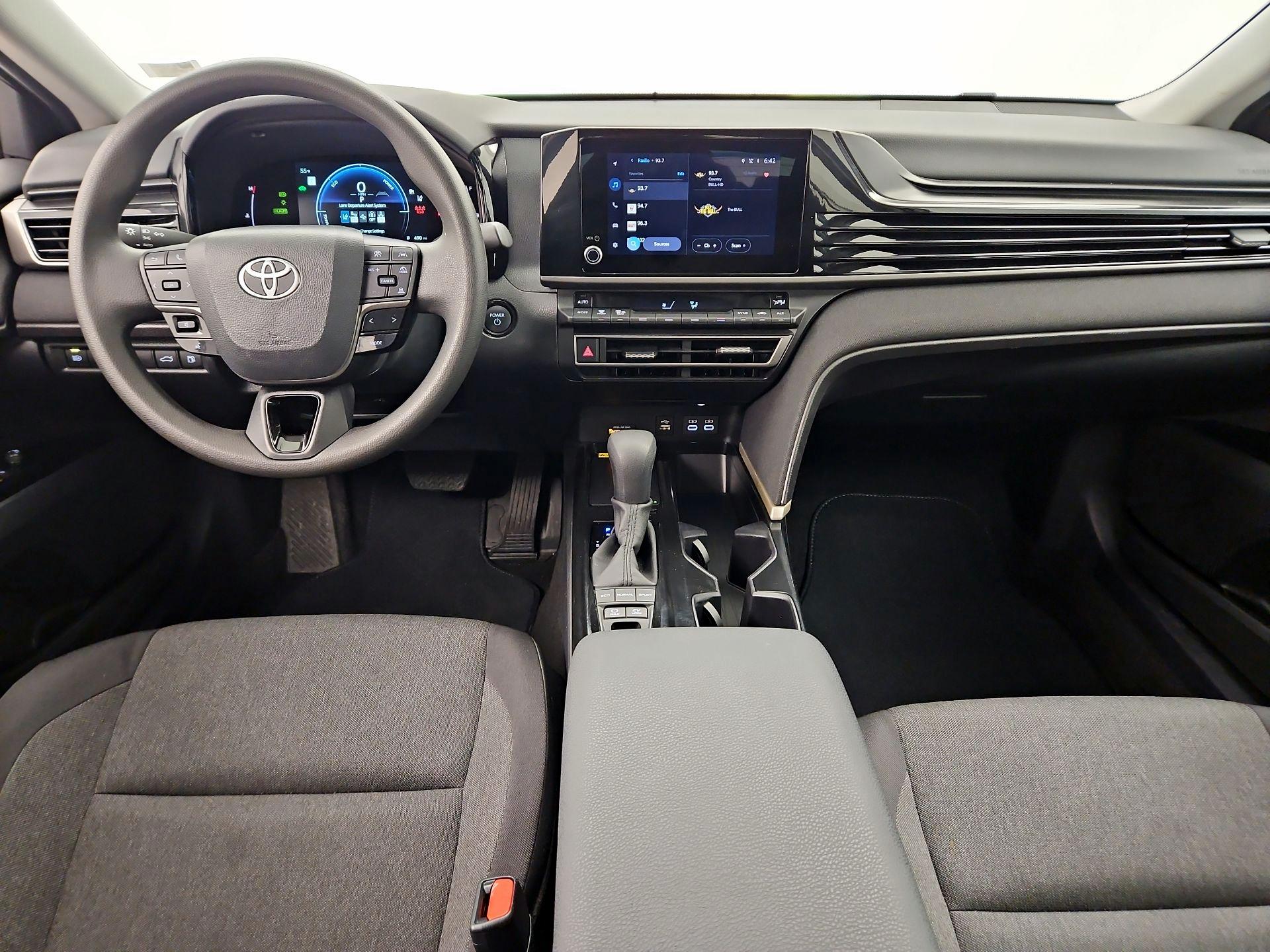 Thumbnail: 2025 Toyota Camry - 9