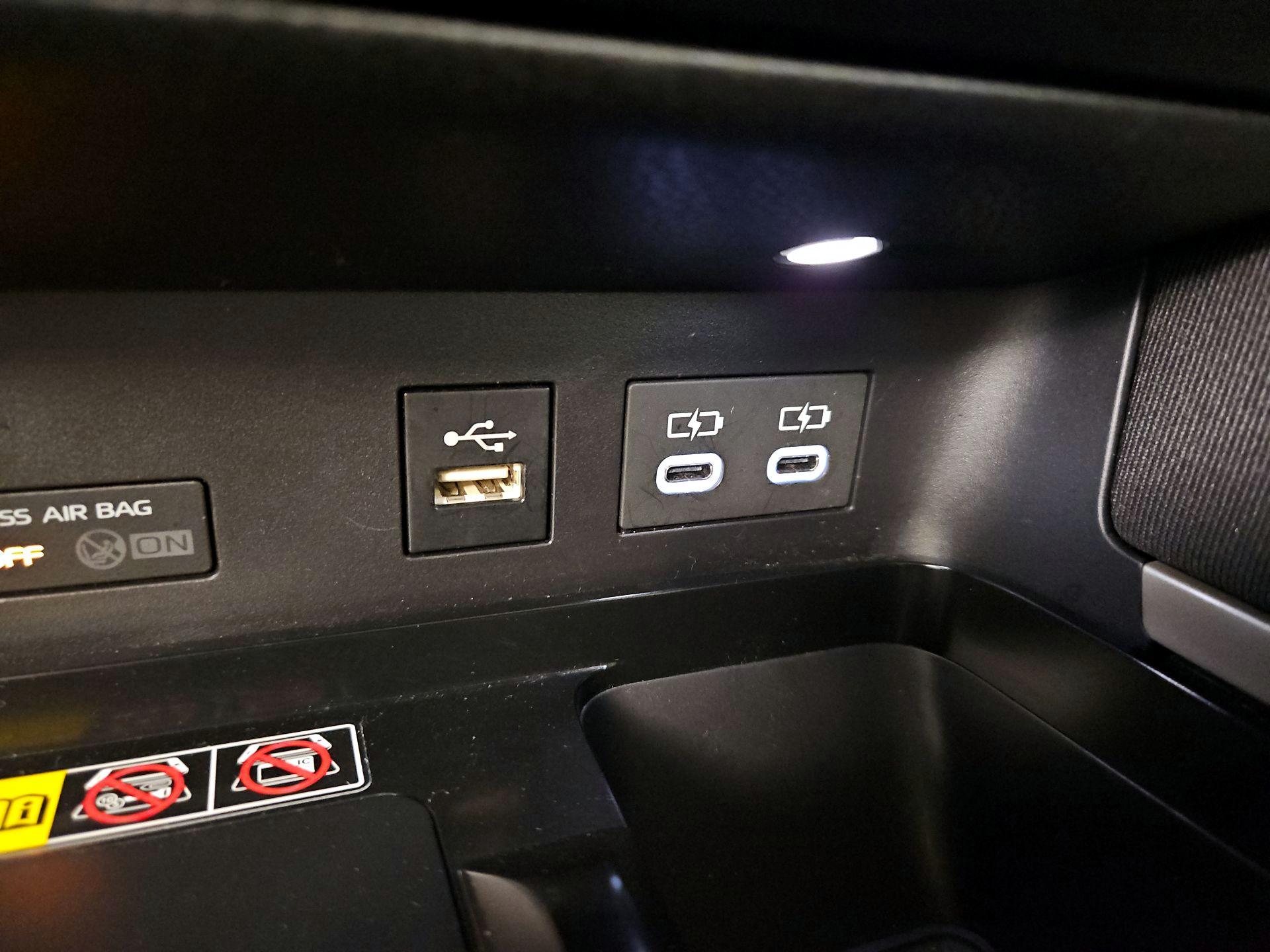 Thumbnail: 2025 Toyota Camry - 18