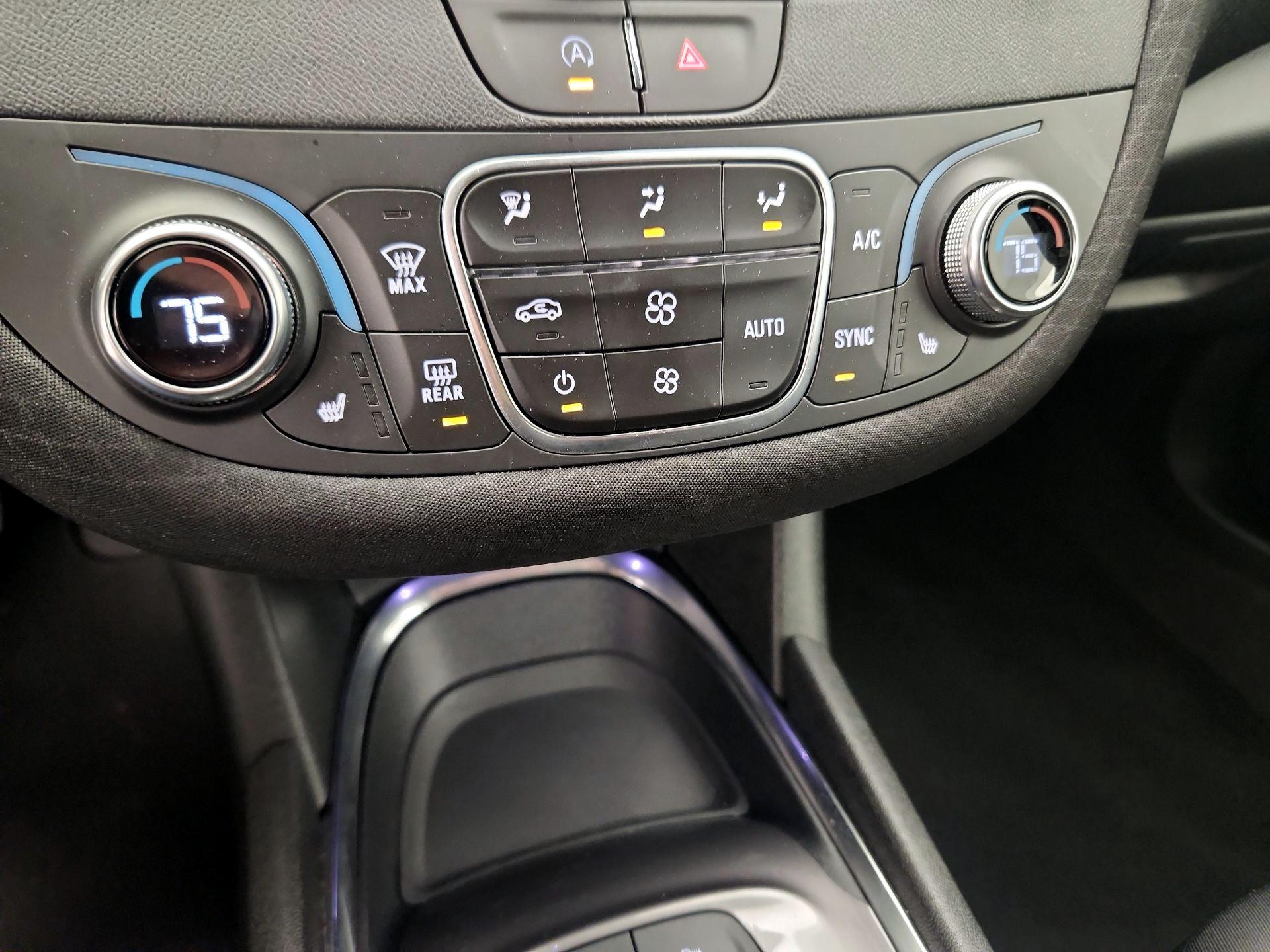 Thumbnail: 2024 Chevrolet Malibu - 16