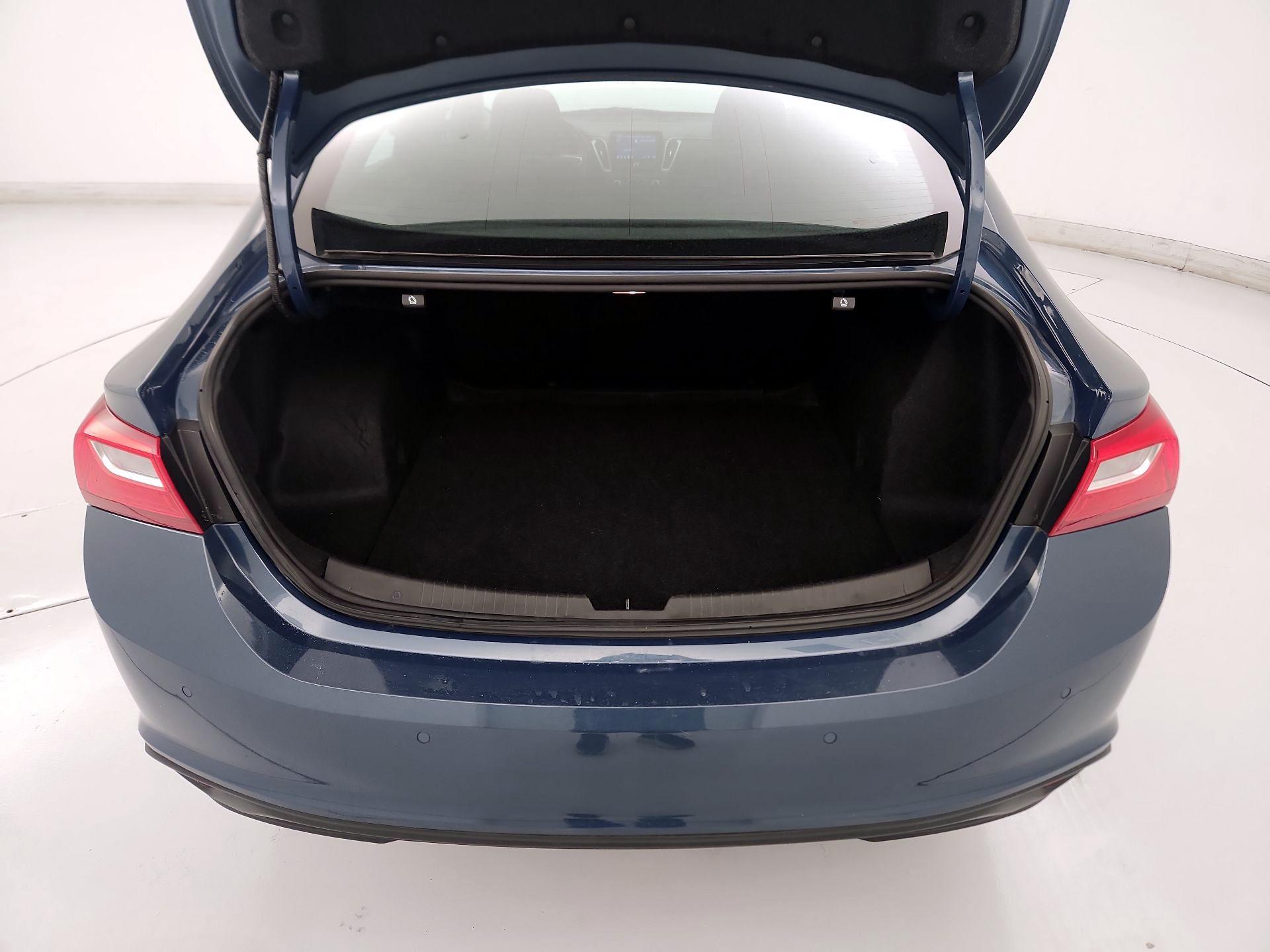 Thumbnail: 2024 Chevrolet Malibu - 20