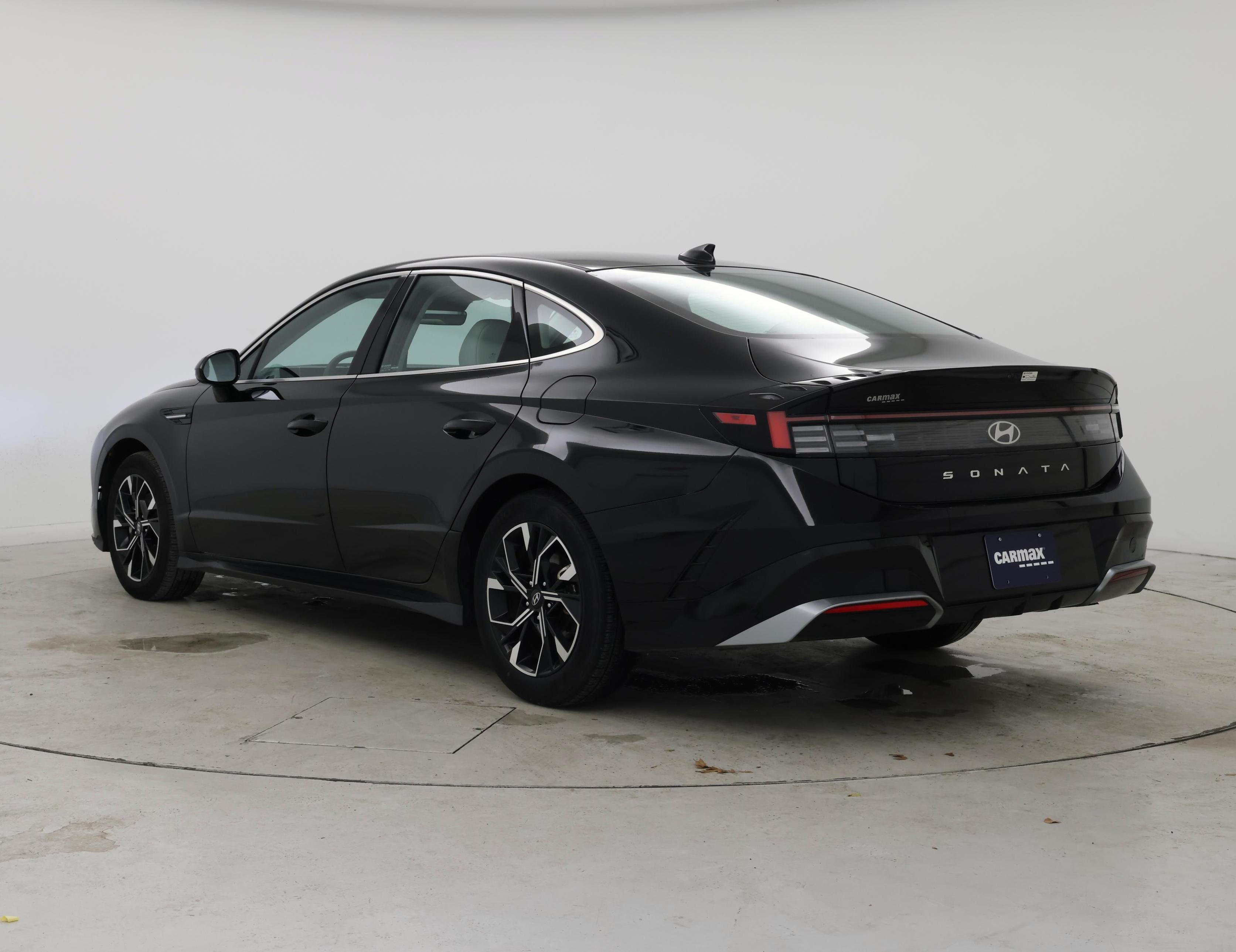 Thumbnail: 2025 Hyundai Sonata - 2