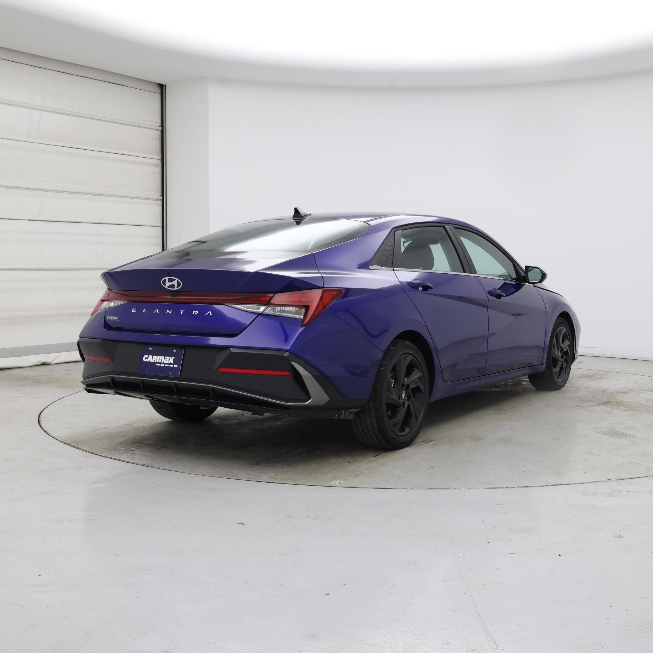 Thumbnail: 2025 Hyundai Elantra - 8